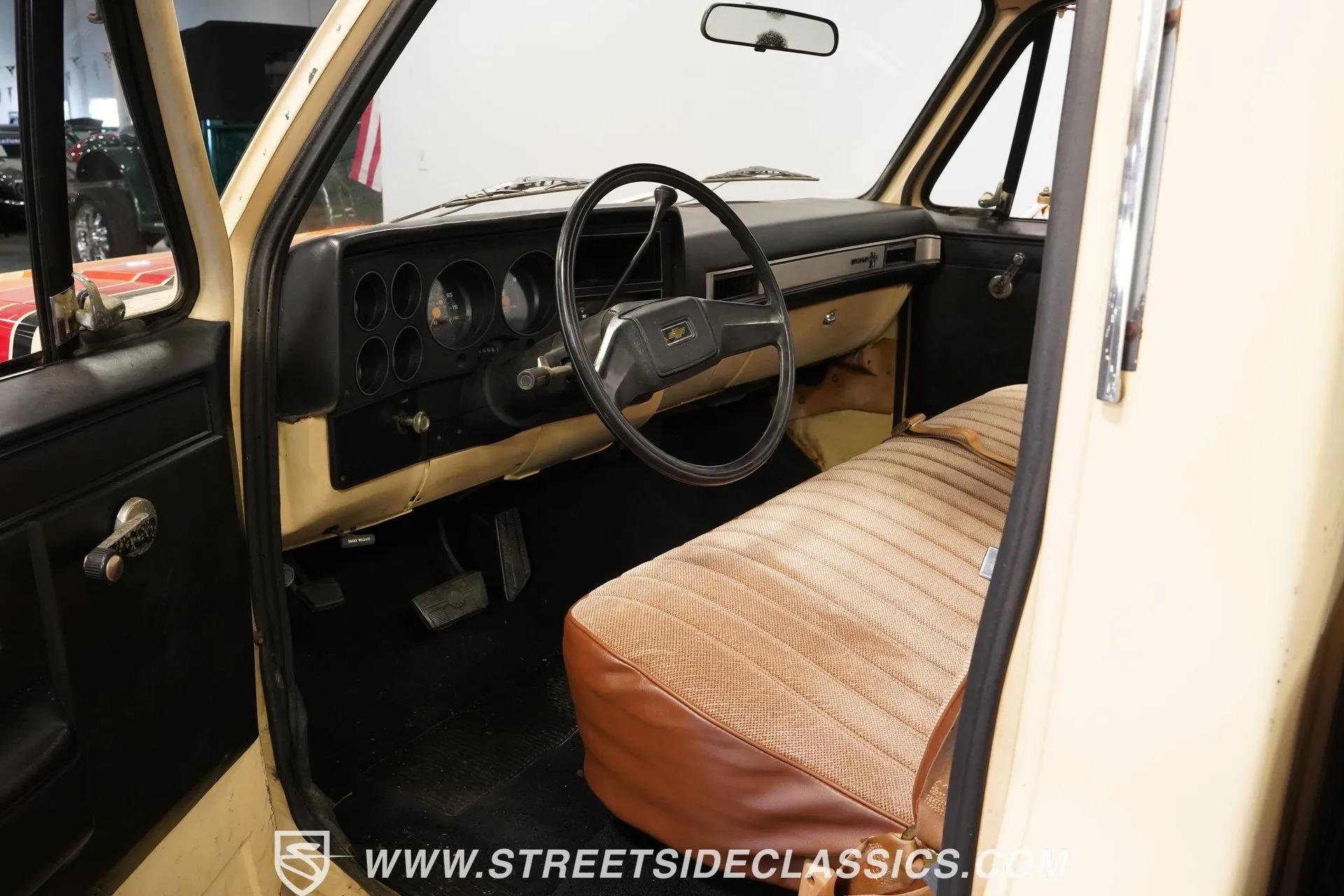 1988 Chevrolet C30 Dually Custom - 5