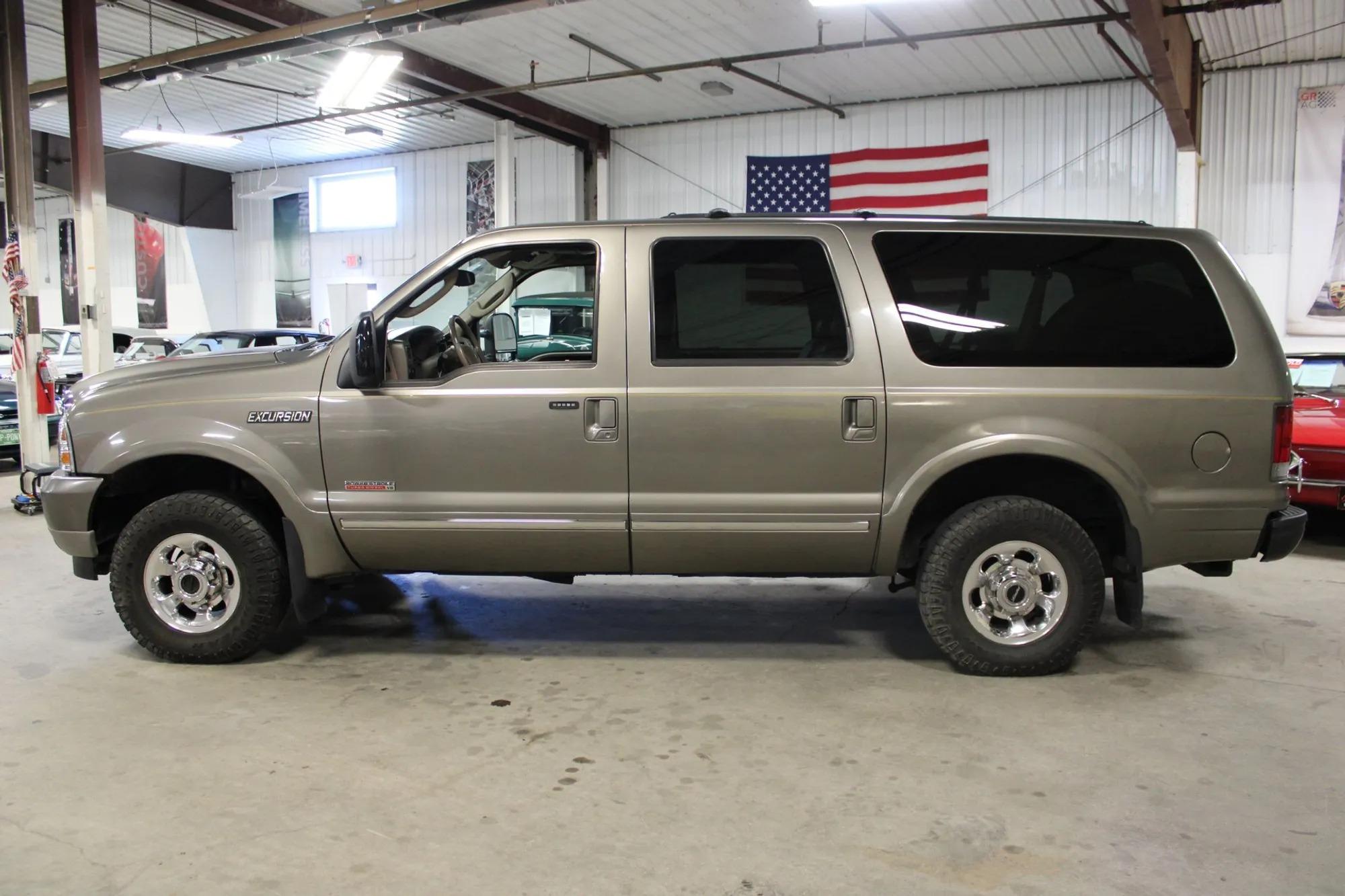 2004 Ford Excursion Limited - 3