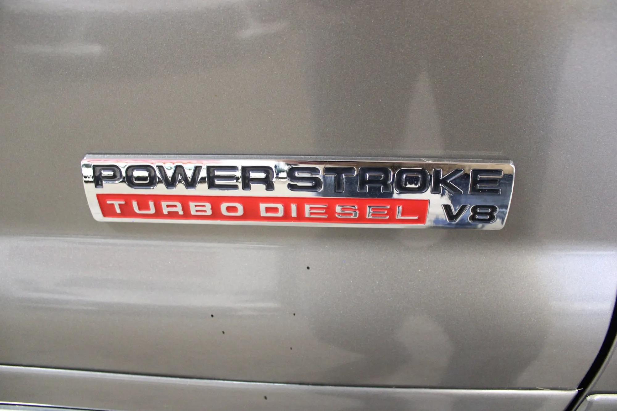 2004 Ford Excursion Limited