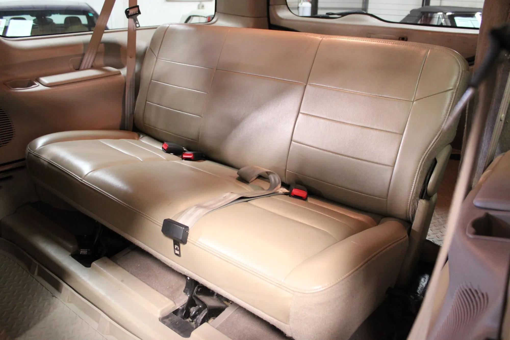 2004 Ford Excursion Limited