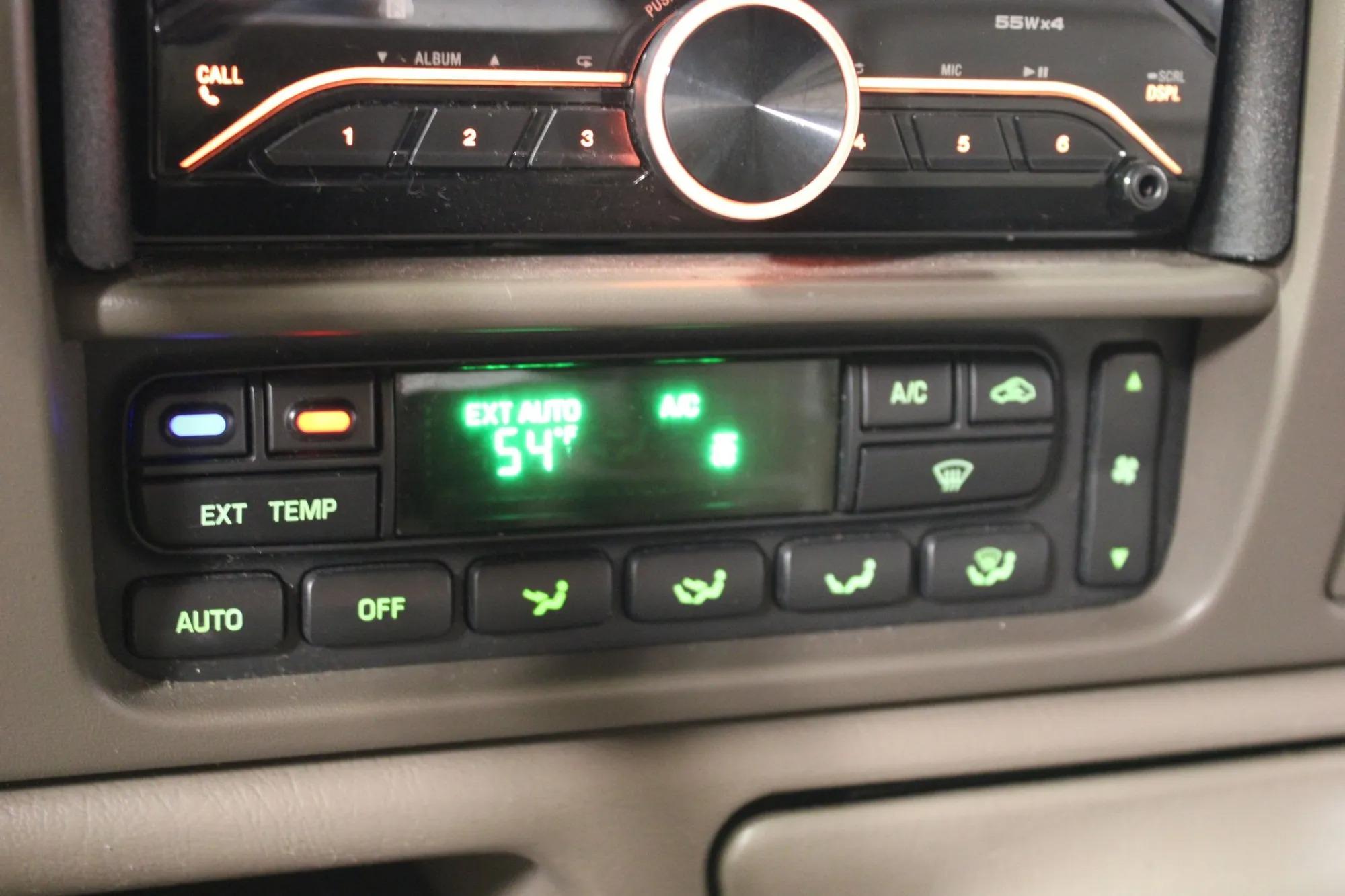 2004 Ford Excursion Limited