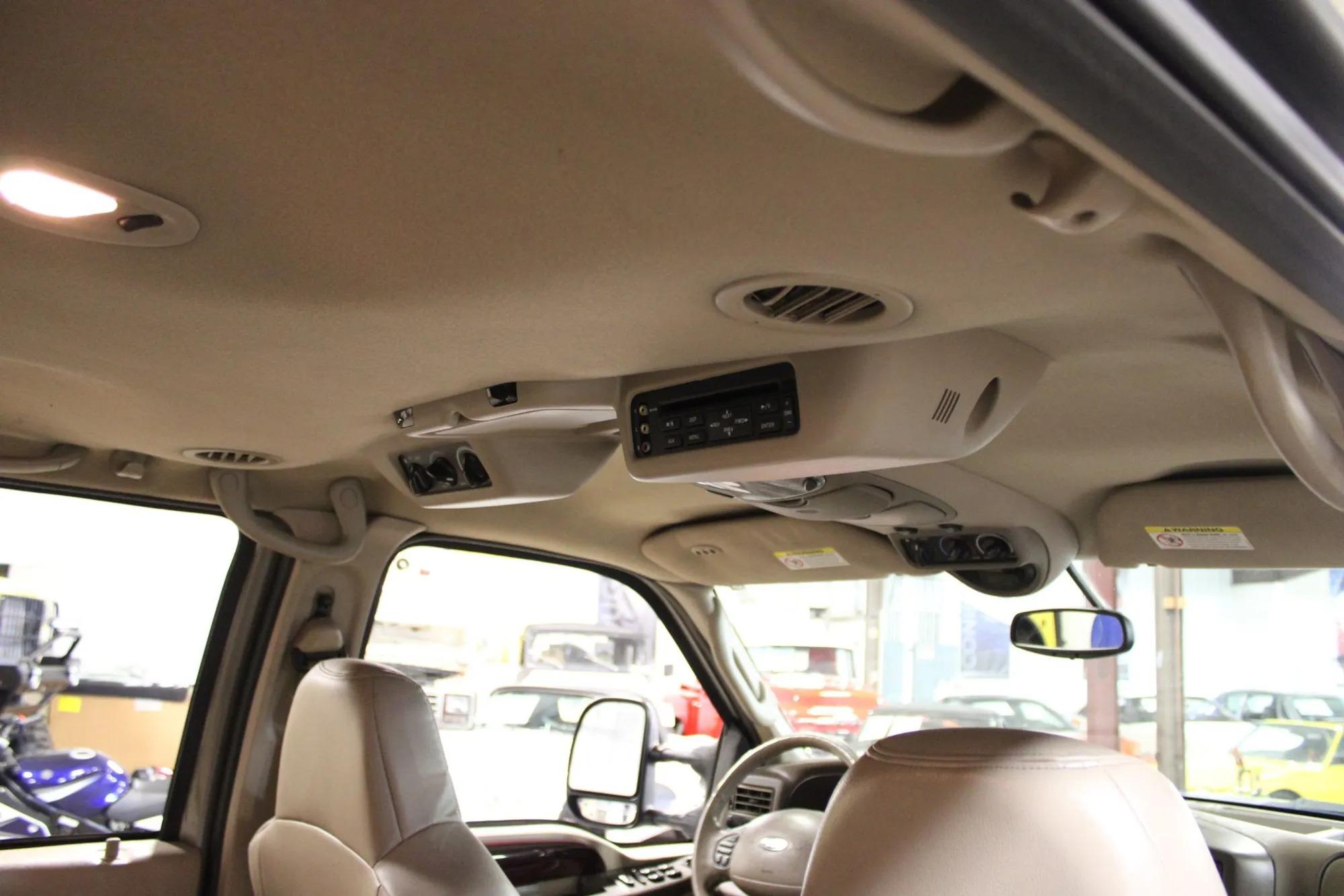 2004 Ford Excursion Limited