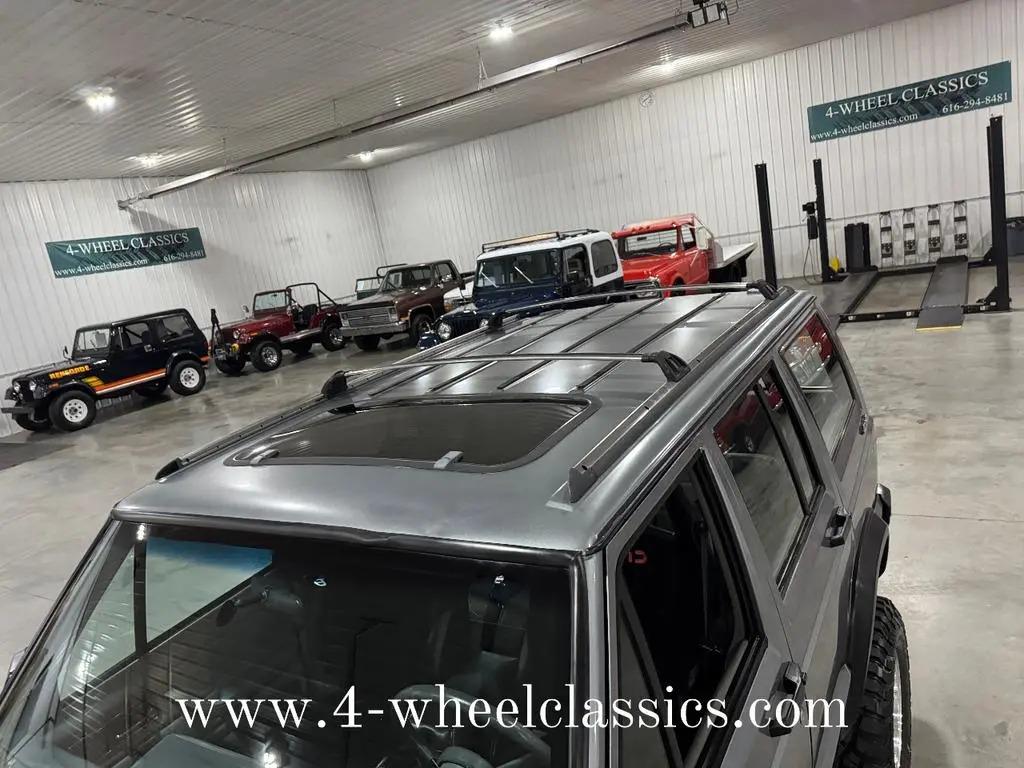 1992 Jeep Cherokee Sport