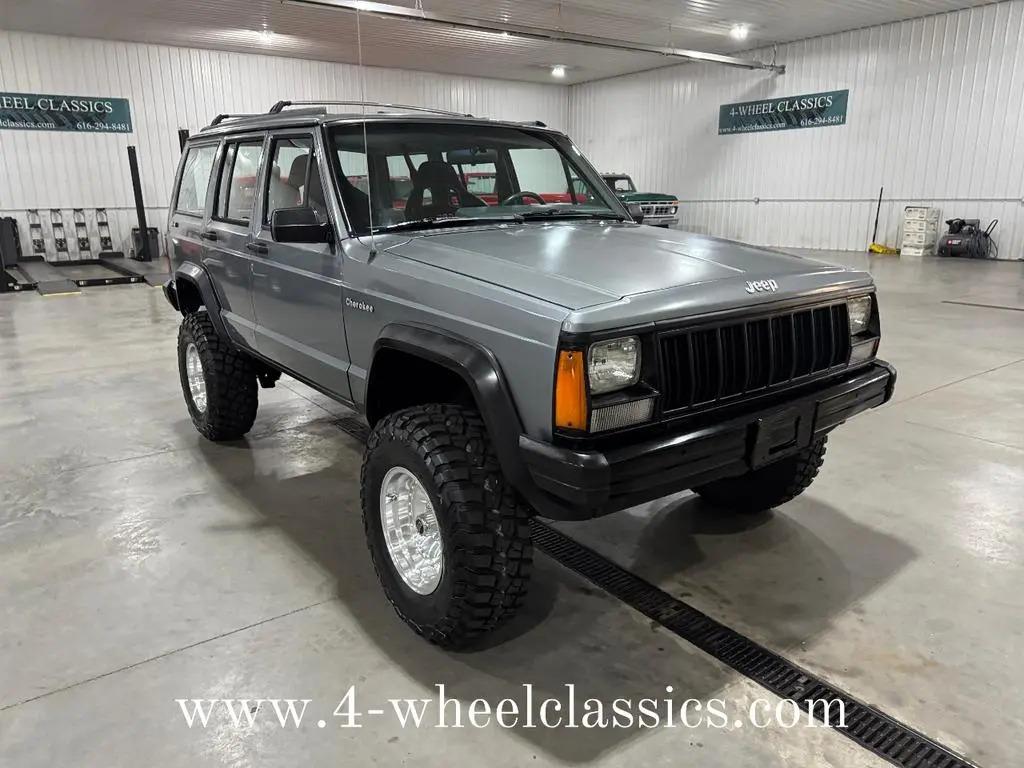 1992 Jeep Cherokee Sport