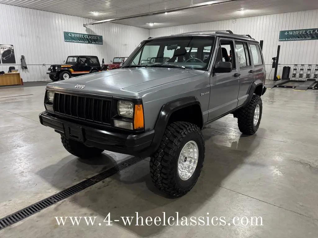 1992 Jeep Cherokee Sport