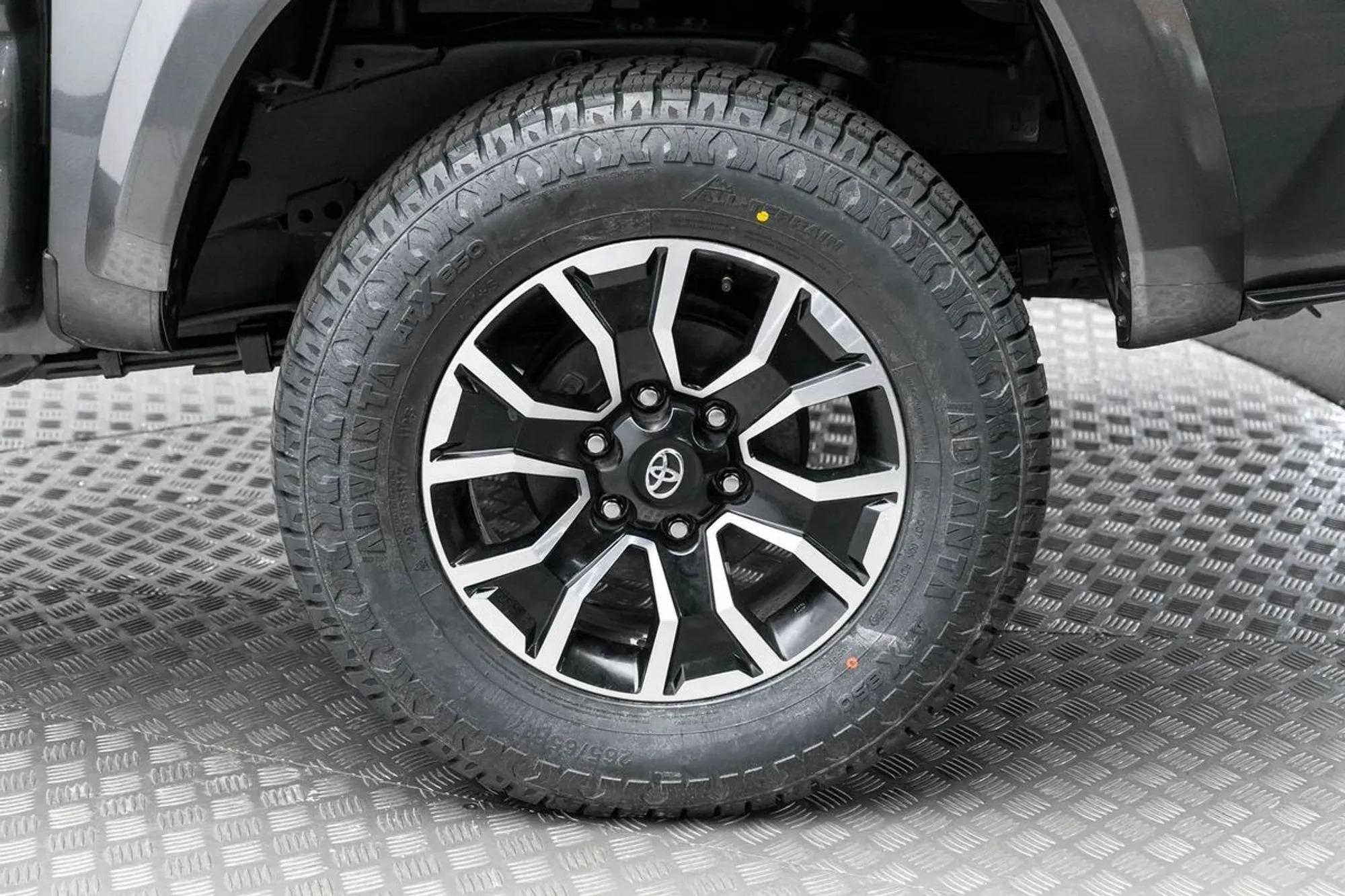 2021 Toyota Tacoma TRD Sport