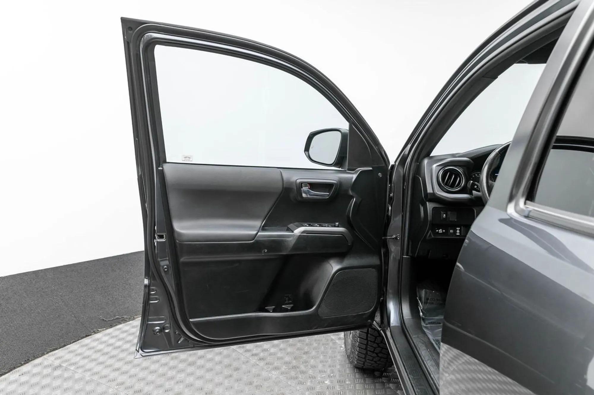 2021 Toyota Tacoma TRD Sport