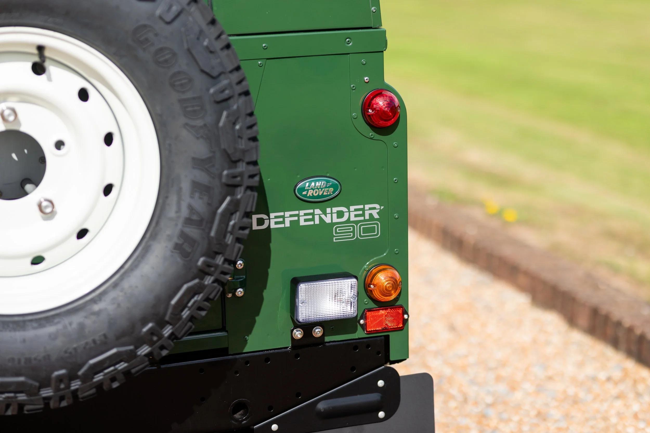 1995 Land Rover Defender 90