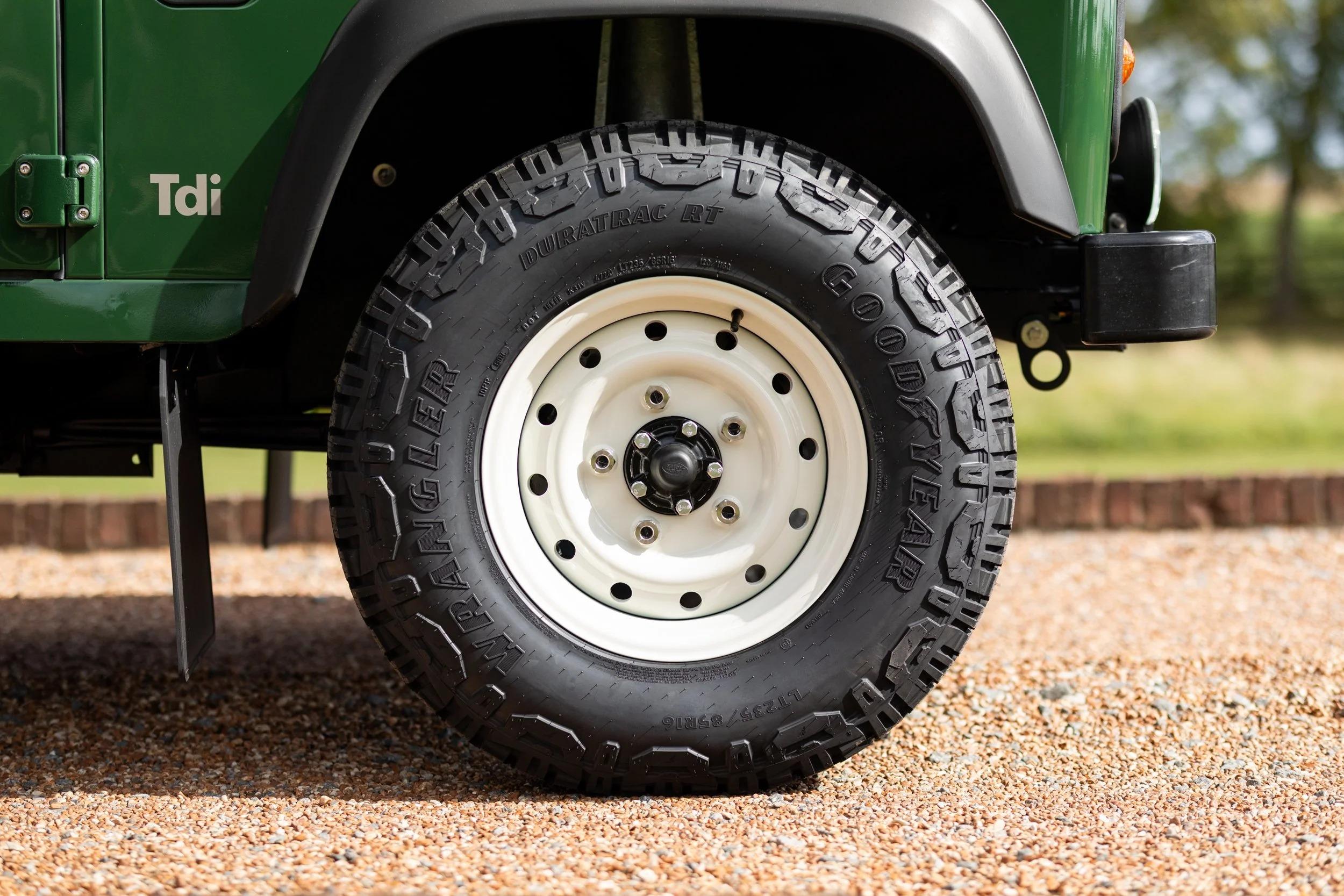 1995 Land Rover Defender 90