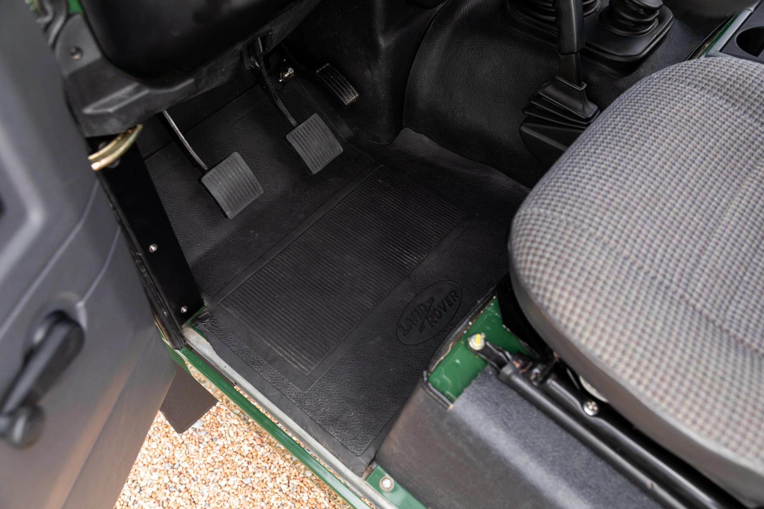 1995 Land Rover Defender 90