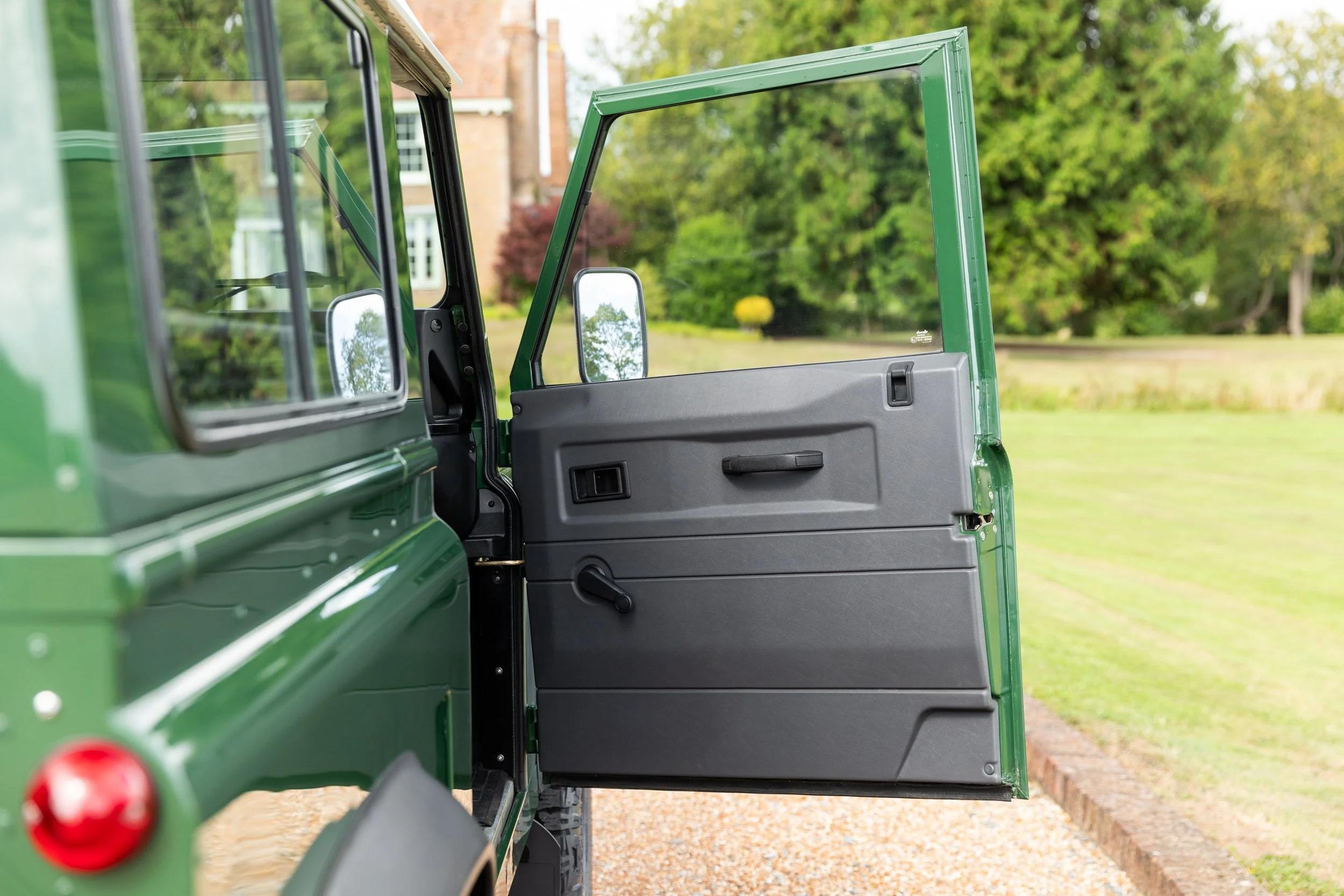 1995 Land Rover Defender 90