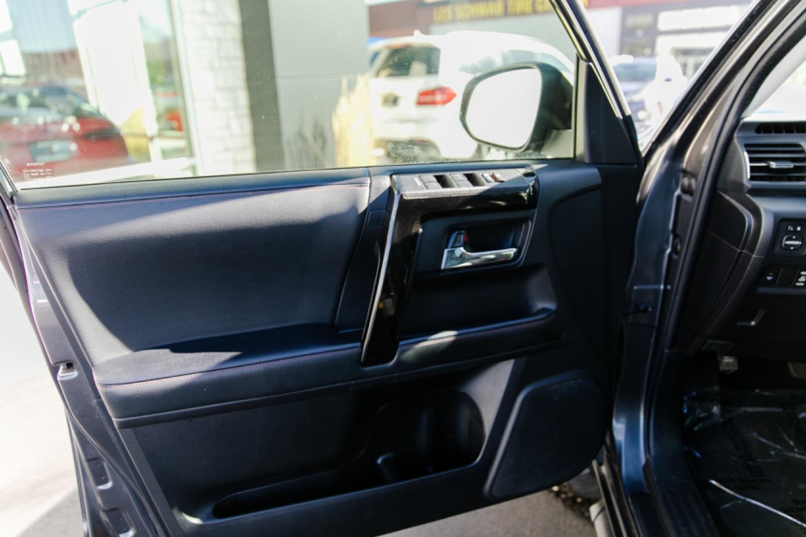 2020 Toyota 4Runner Venture