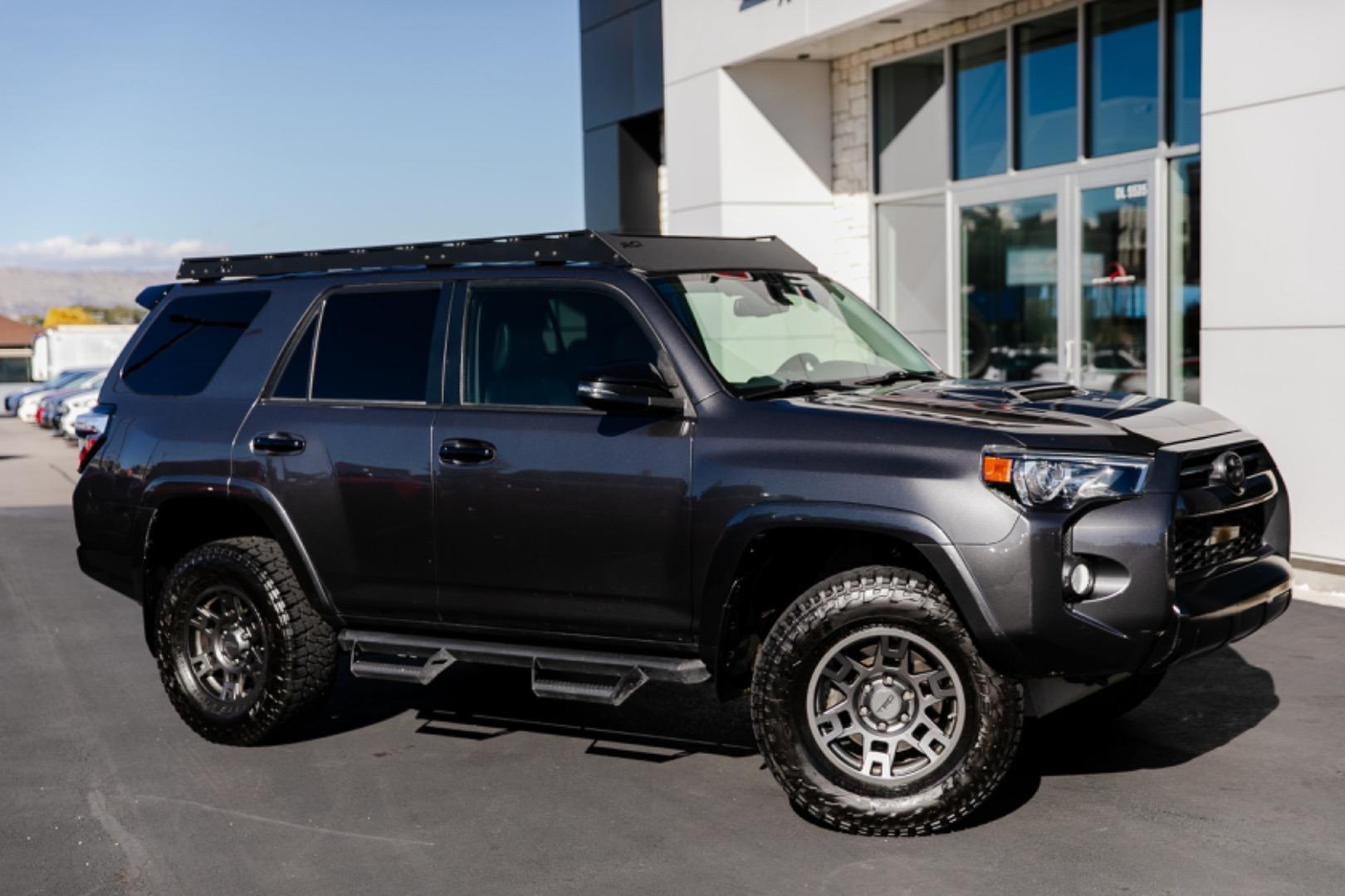 2020 Toyota 4Runner Venture - 2
