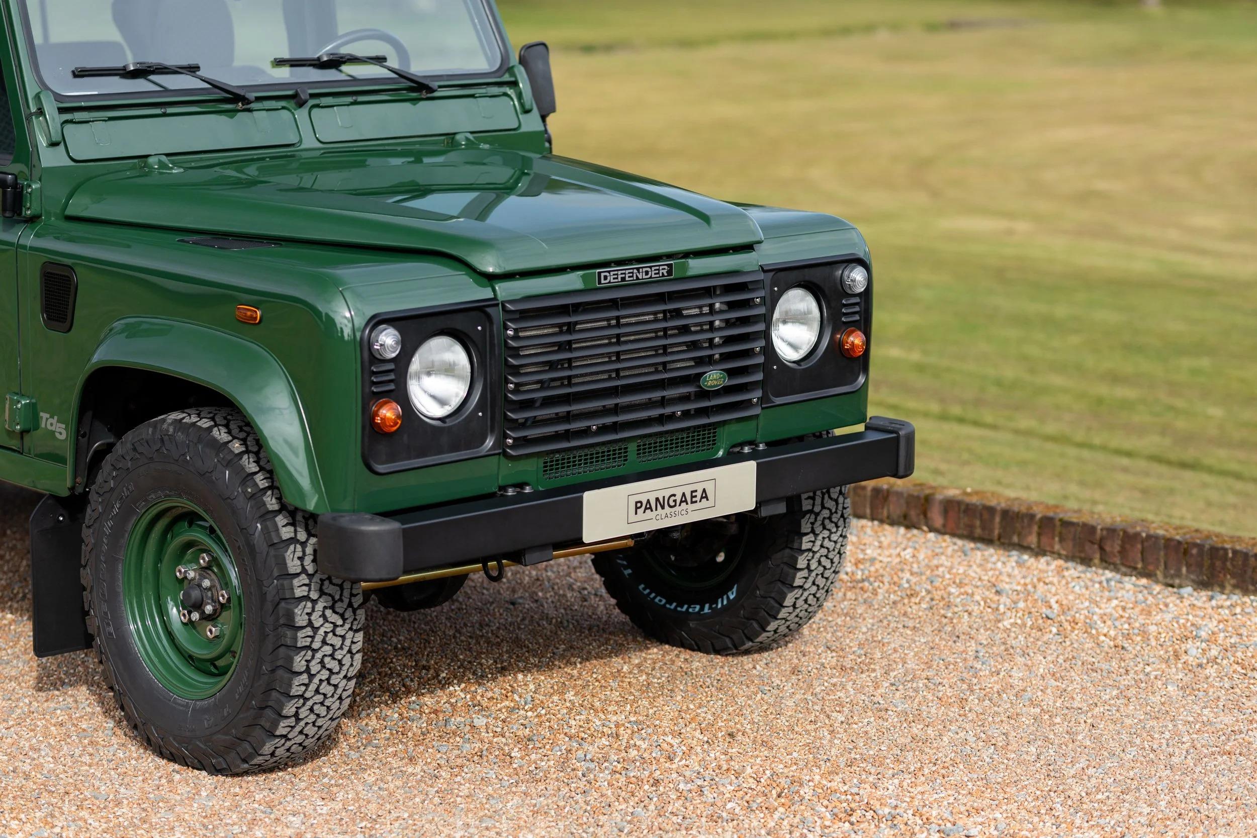 Td5-Powered 2000 Land Rover Defender 110