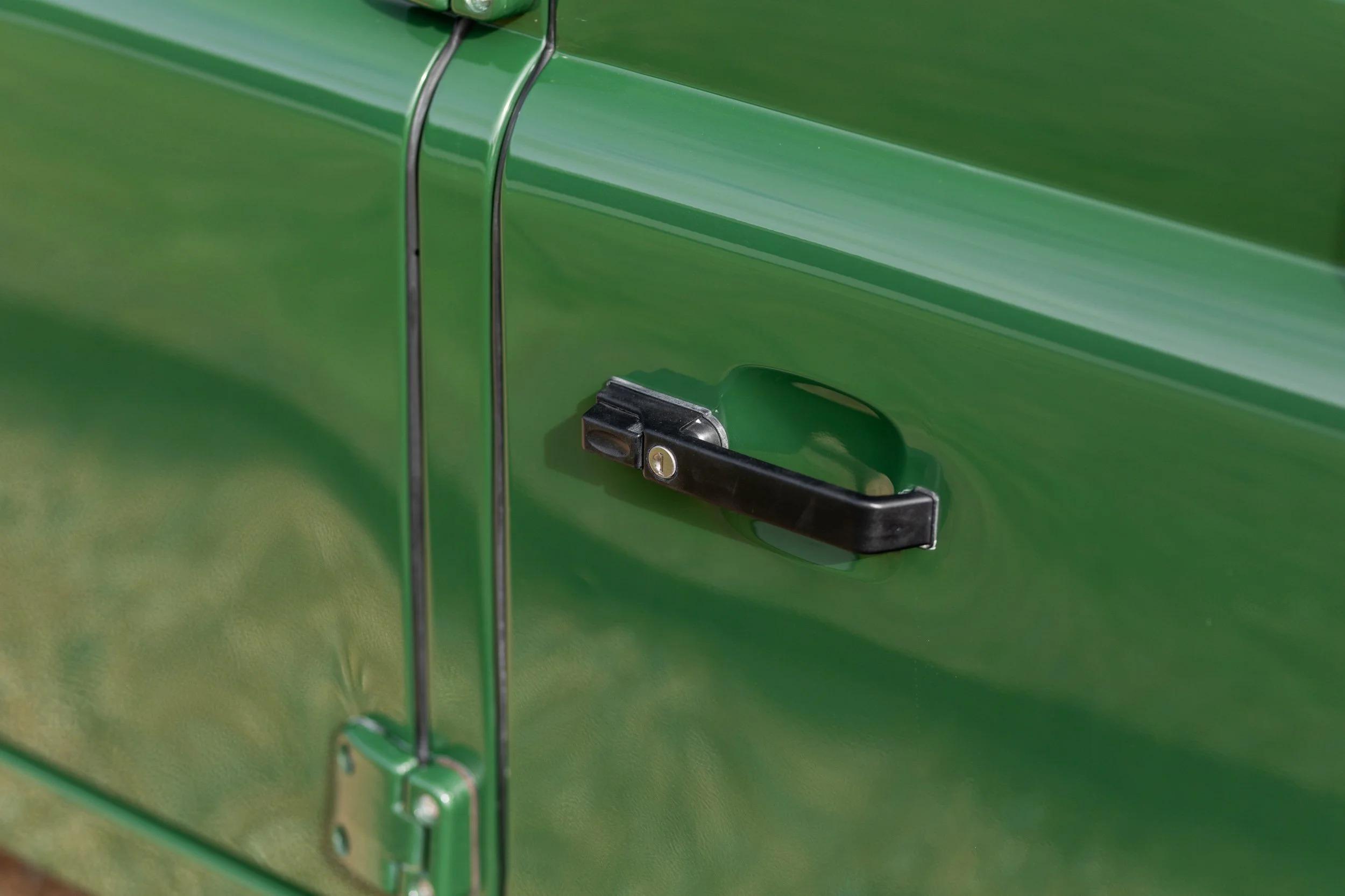 Td5-Powered 2000 Land Rover Defender 110