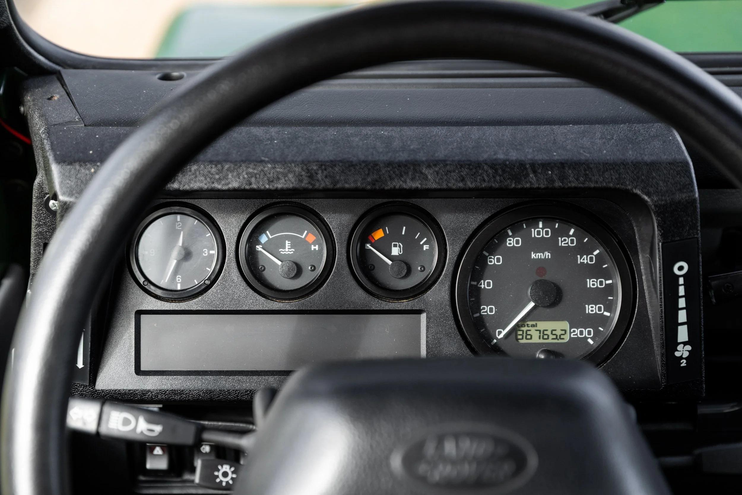 Td5-Powered 2000 Land Rover Defender 110