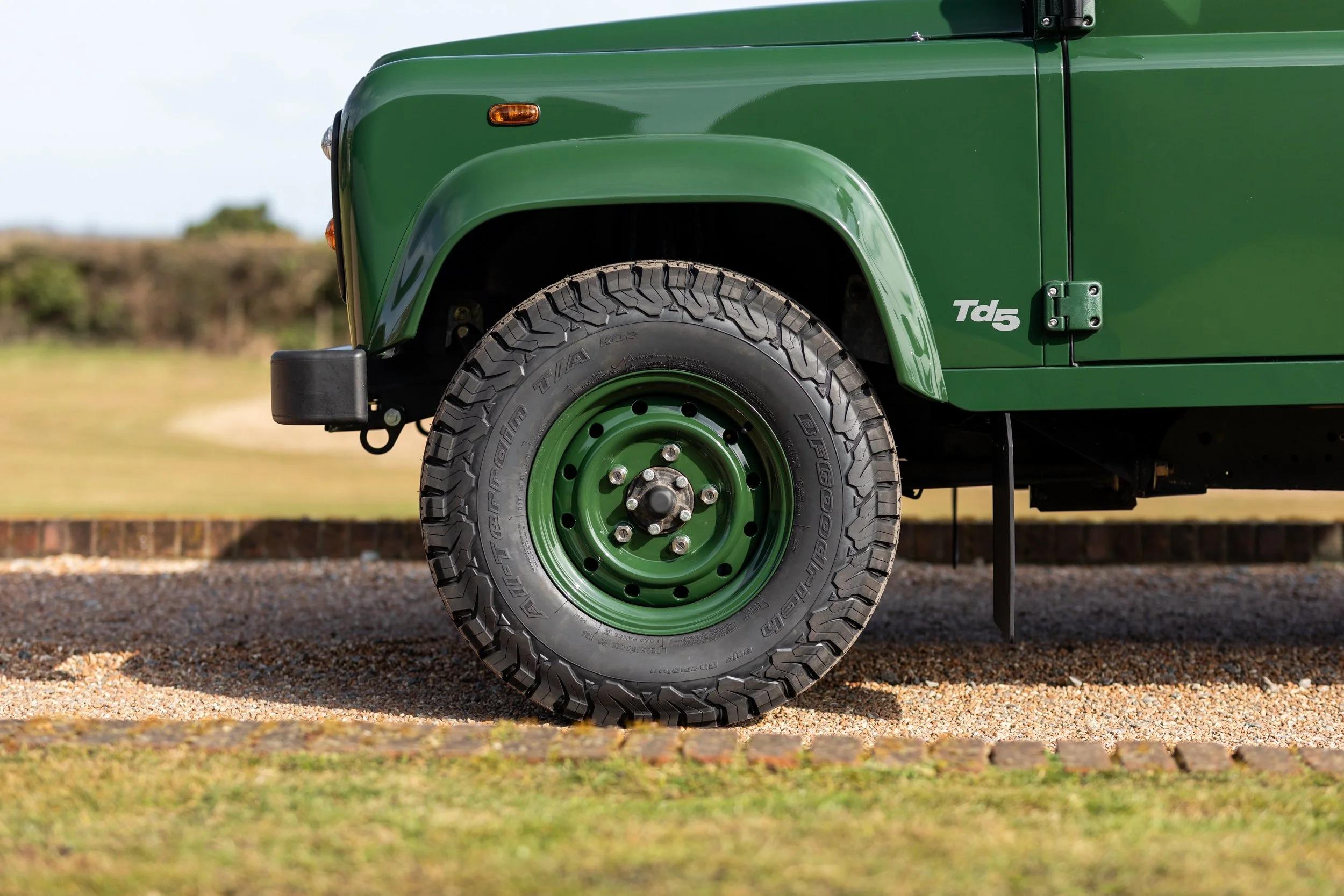 Td5-Powered 2000 Land Rover Defender 110
