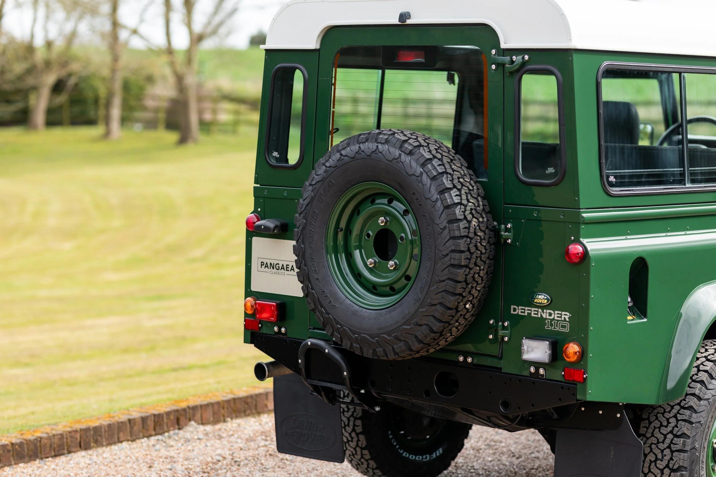 Td5-Powered 2000 Land Rover Defender 110