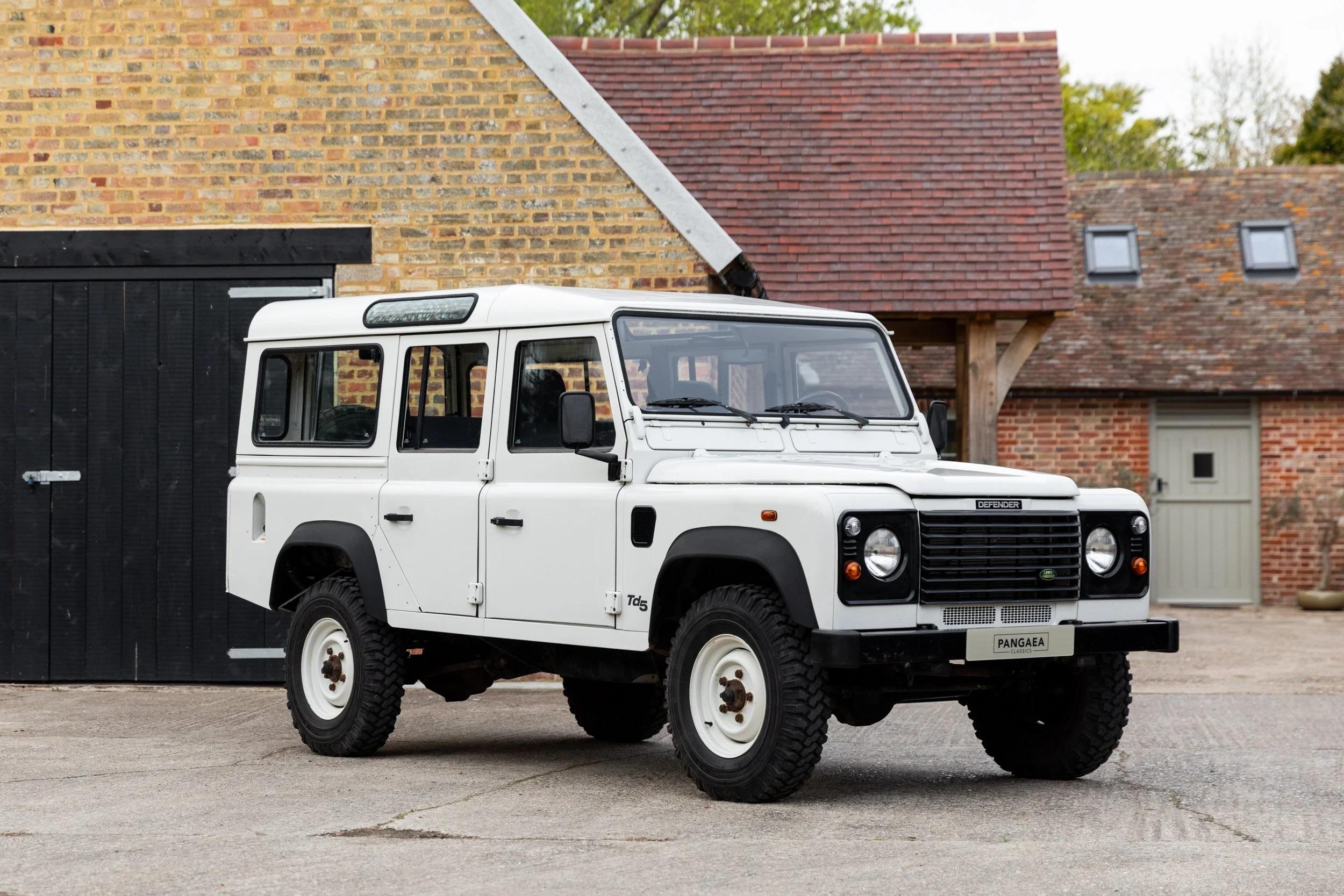  Land Rover Defender