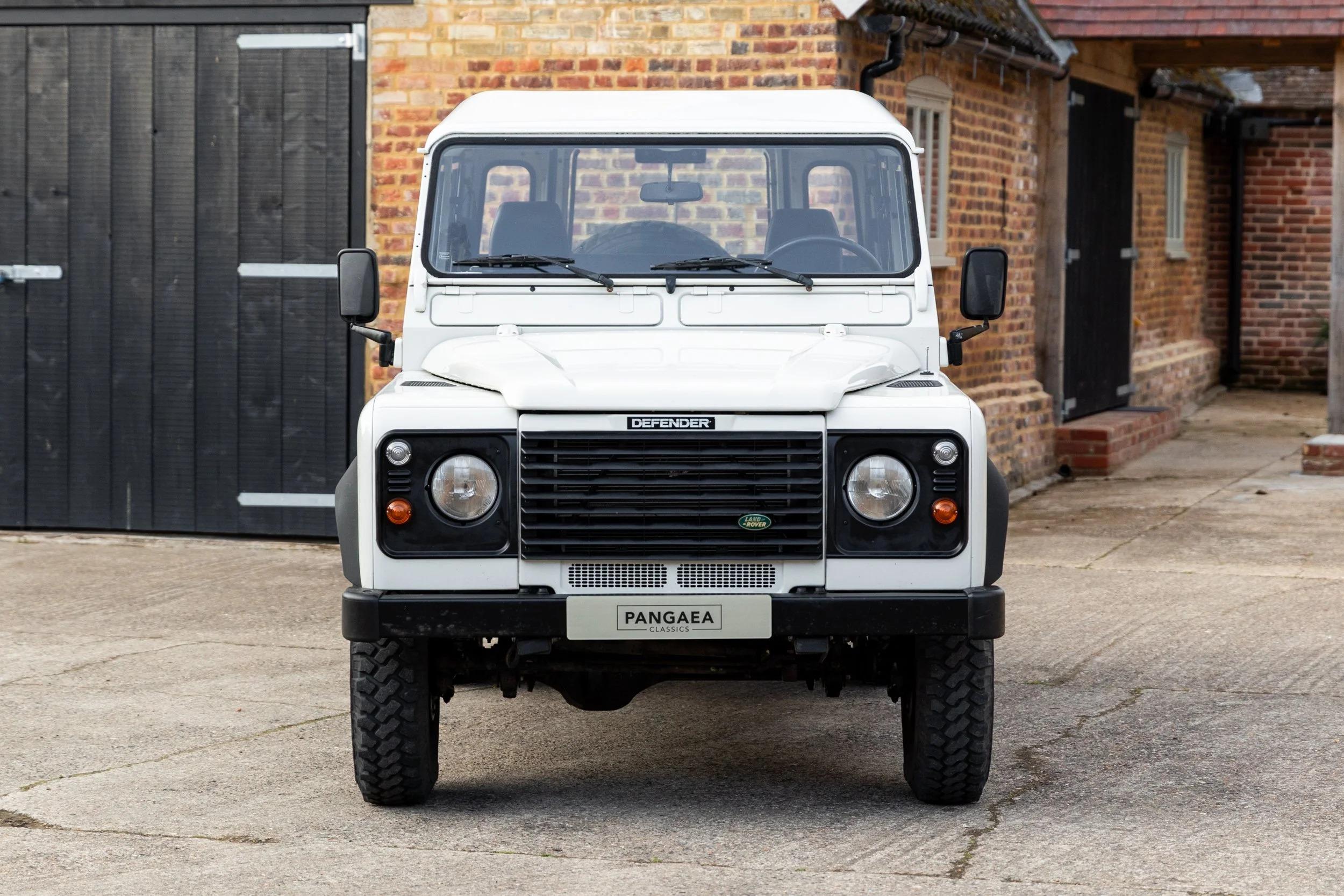 Td5-Powered 2000 Land Rover Defender 110