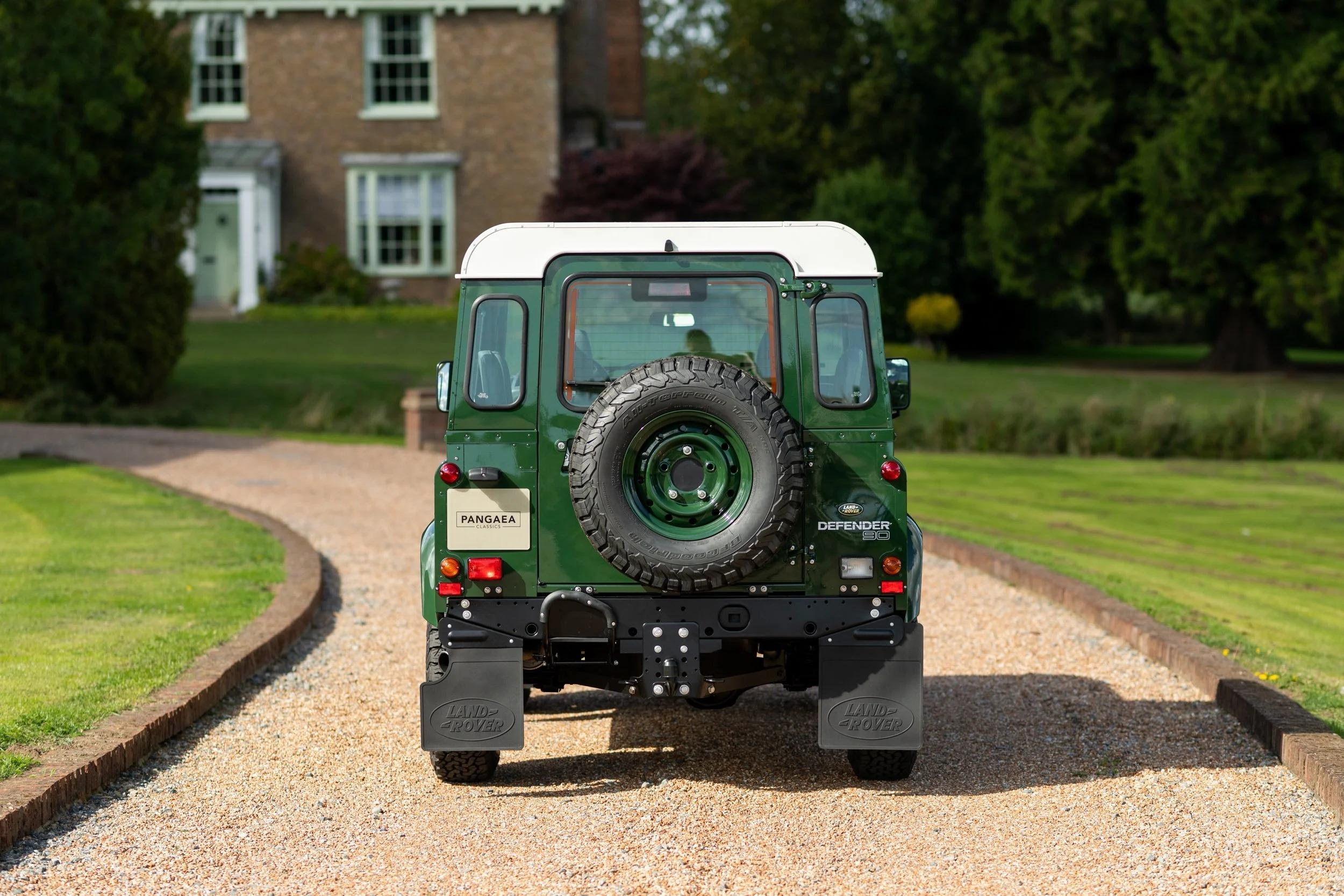 2000 Land Rover Defender 90