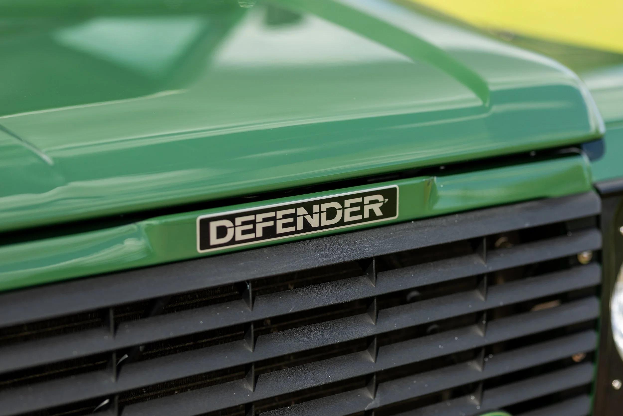 2000 Land Rover Defender 90