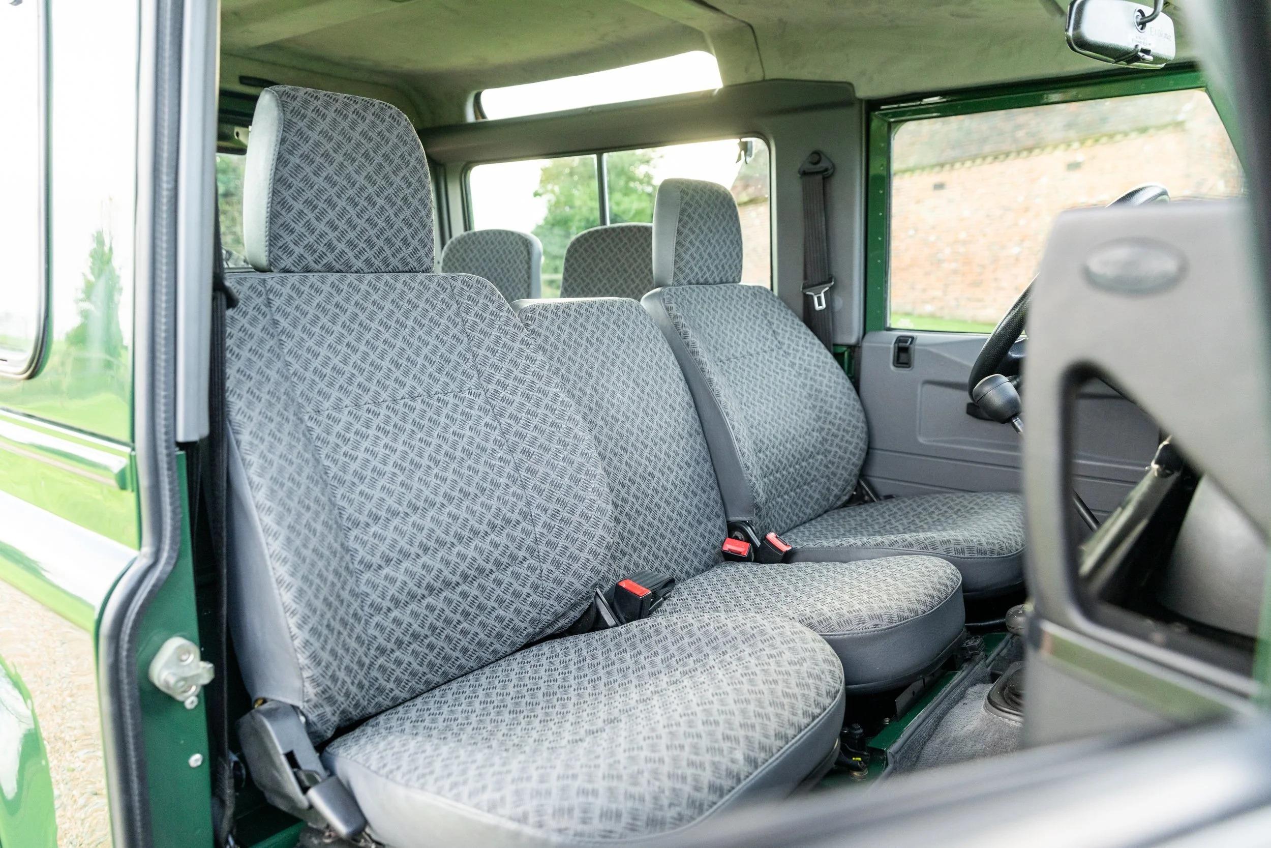 2000 Land Rover Defender 90