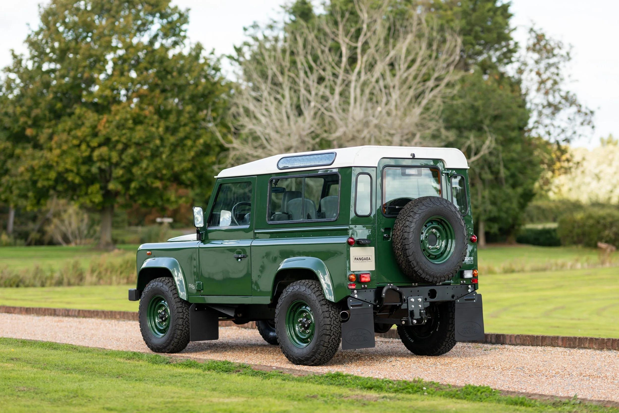 2000 Land Rover Defender 90