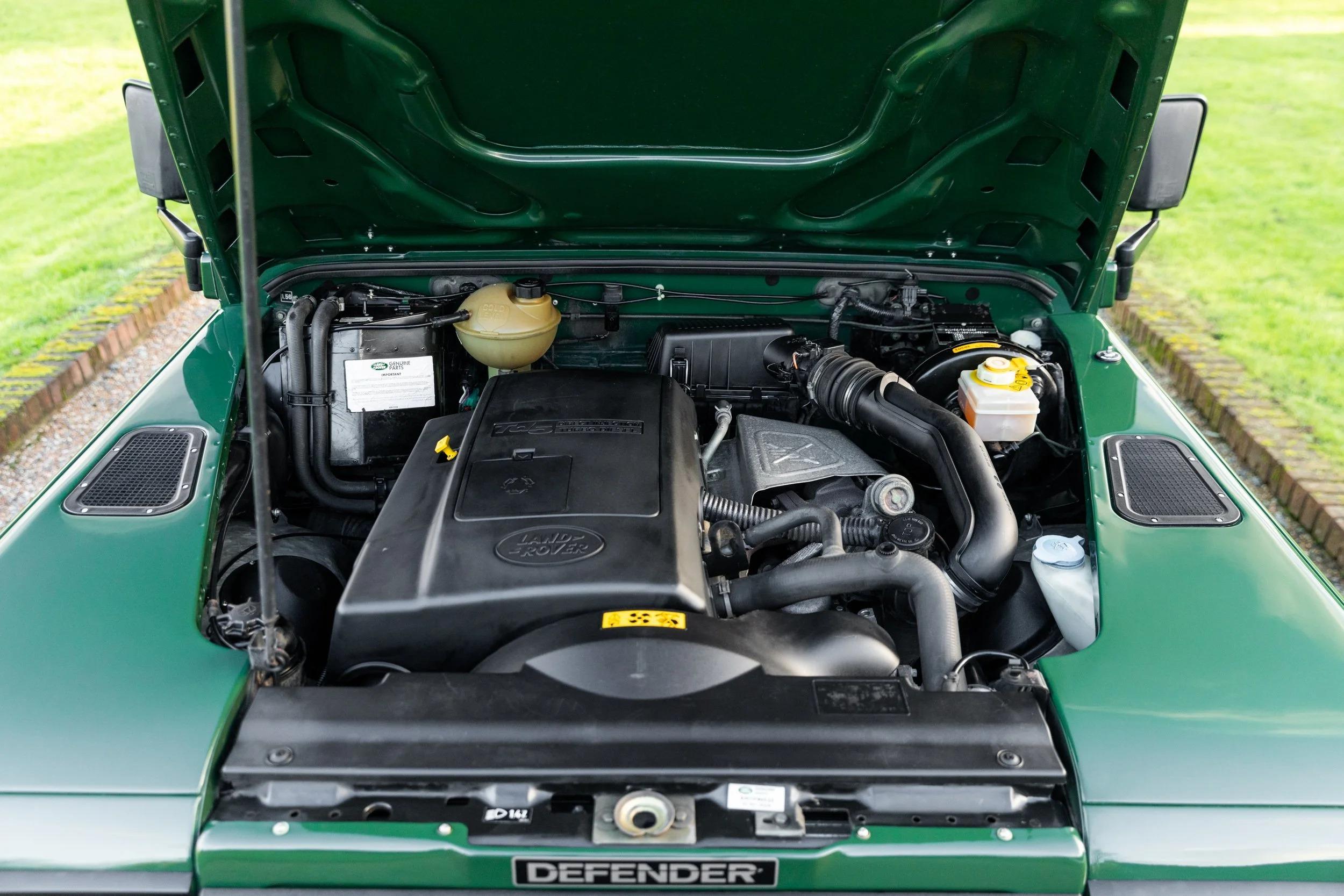 2000 Land Rover Defender 90