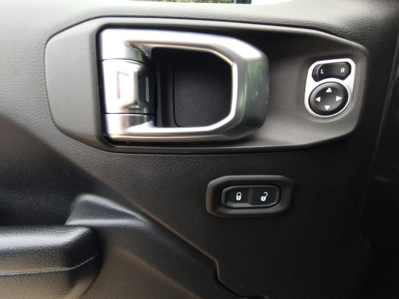 2018 Jeep Wrangler Unlimited Sport  S