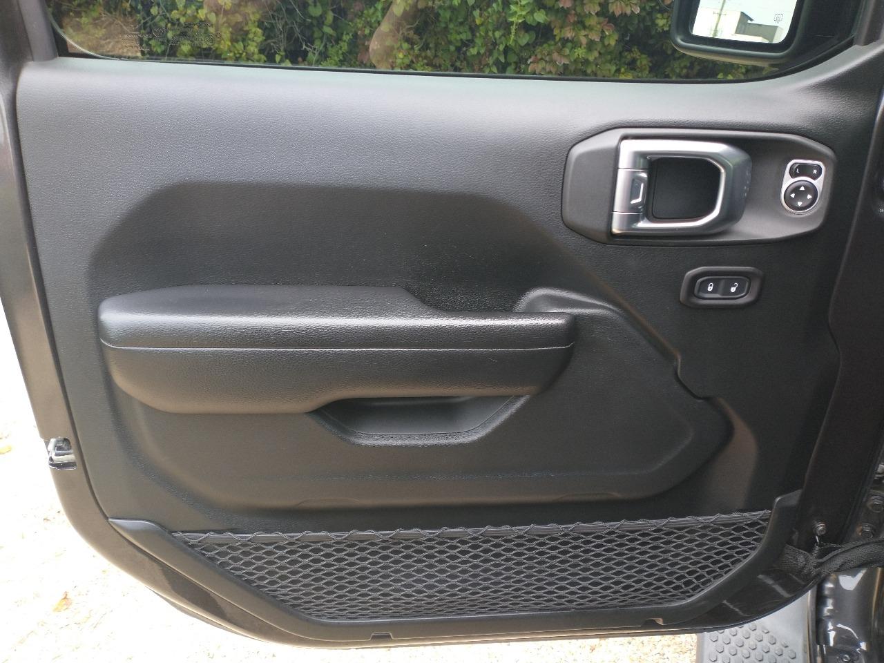 2018 Jeep Wrangler Unlimited Sport  S