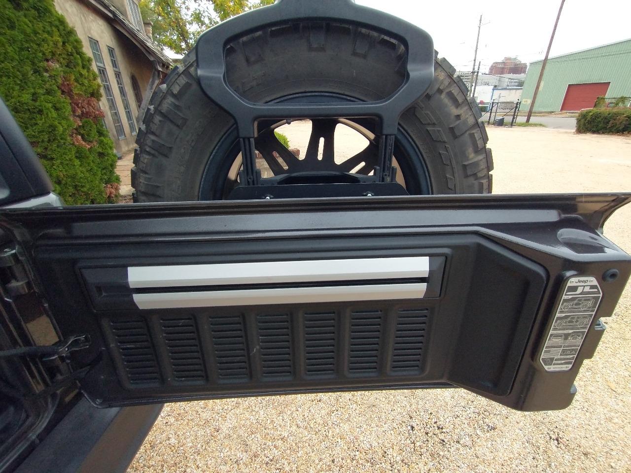 2018 Jeep Wrangler Unlimited Sport  S