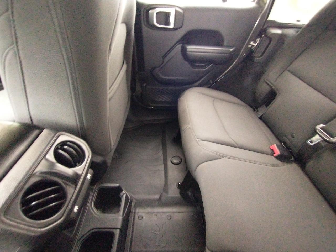 2018 Jeep Wrangler Unlimited Sport  S