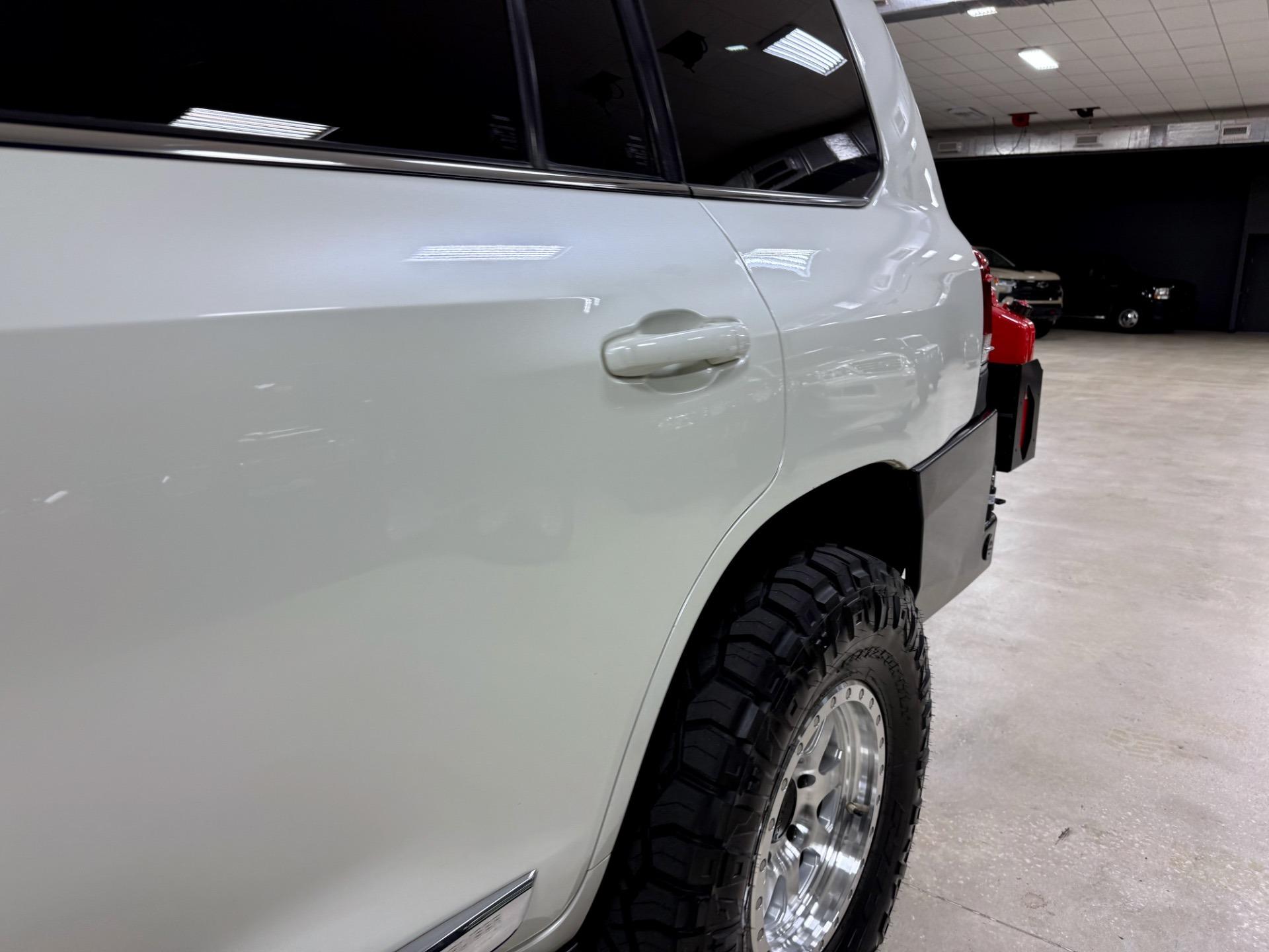2017 Toyota Land Cruiser