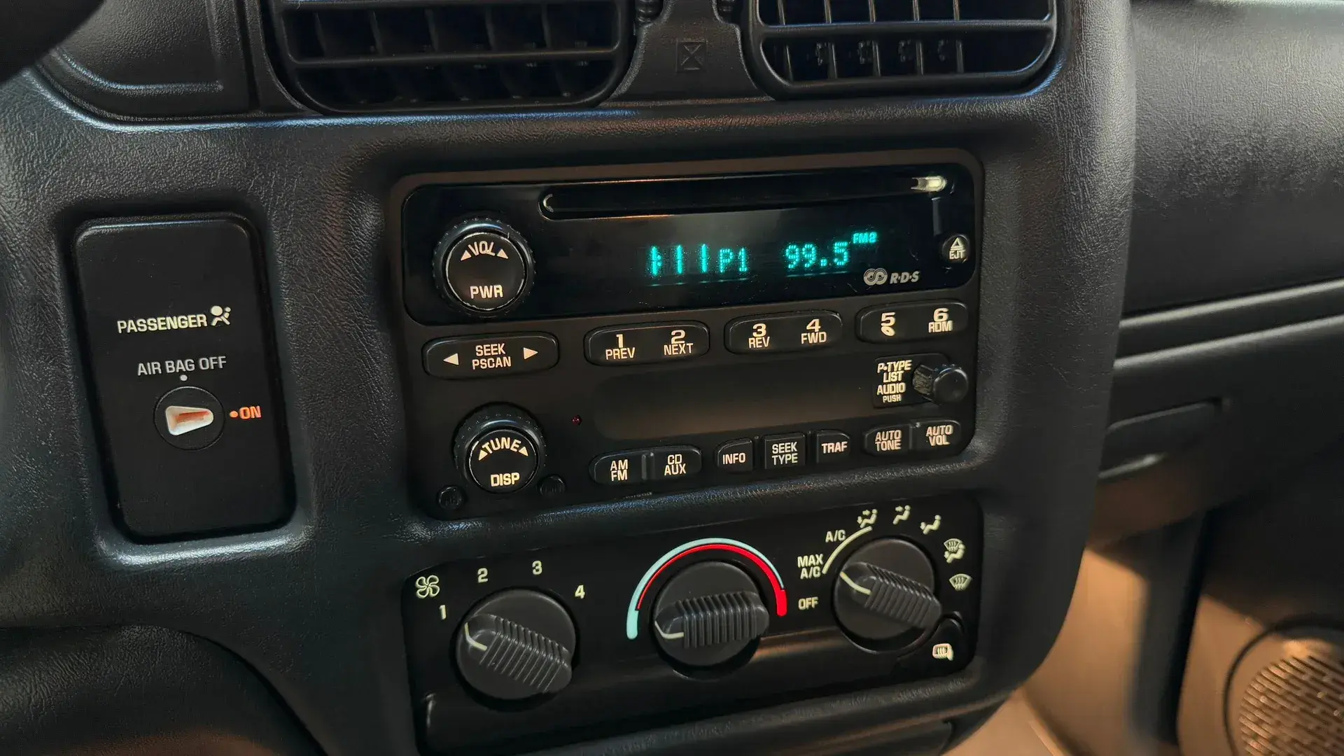 2003 Chevrolet S10 Extended Cab Xtreme Pickup