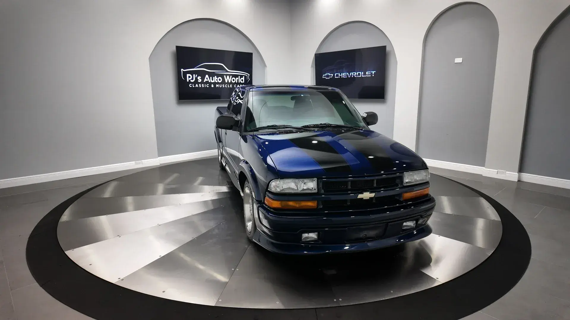 2003 Chevrolet S10 Extended Cab Xtreme Pickup