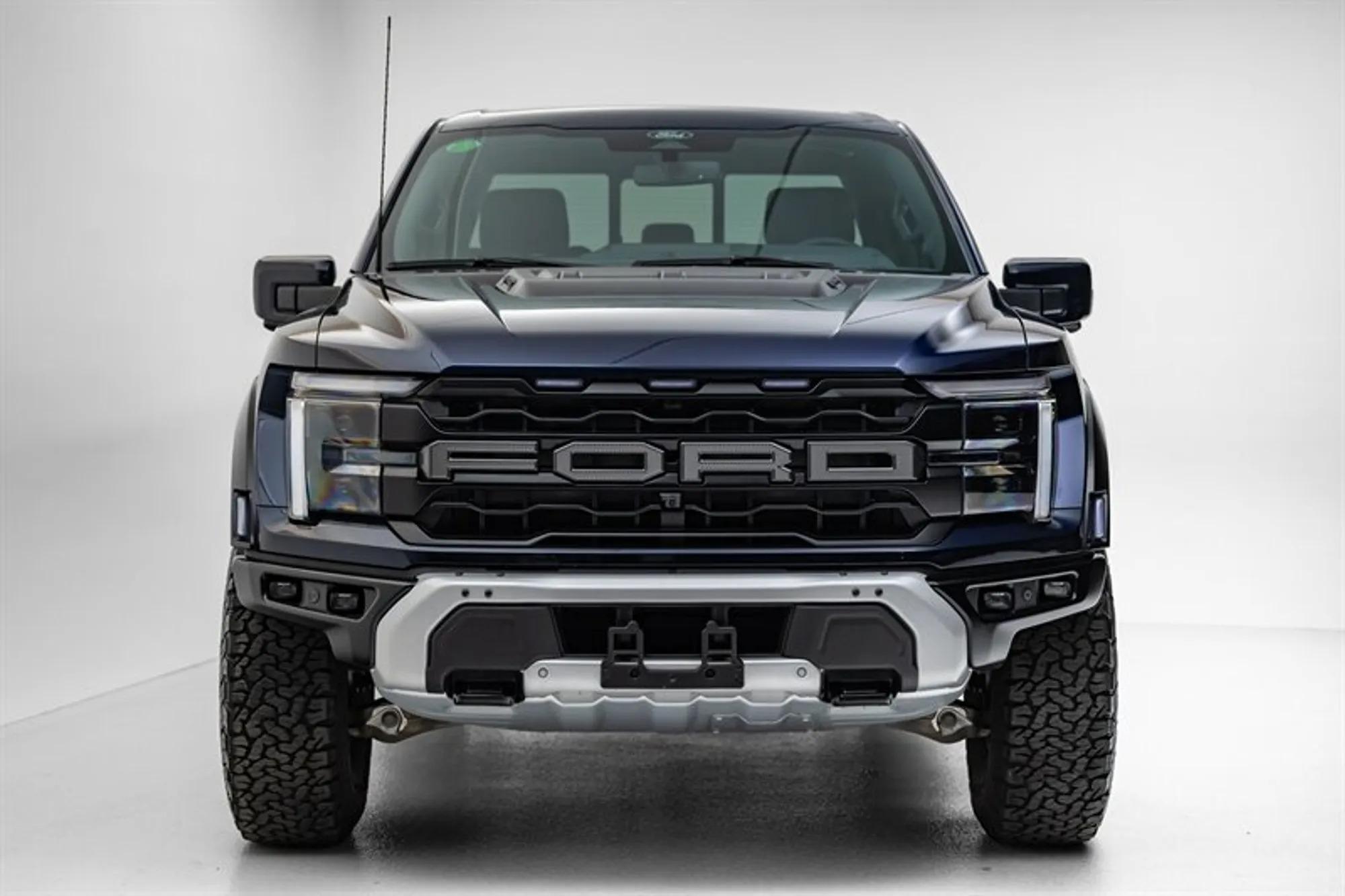 2025 Ford F-150 Raptor - 4
