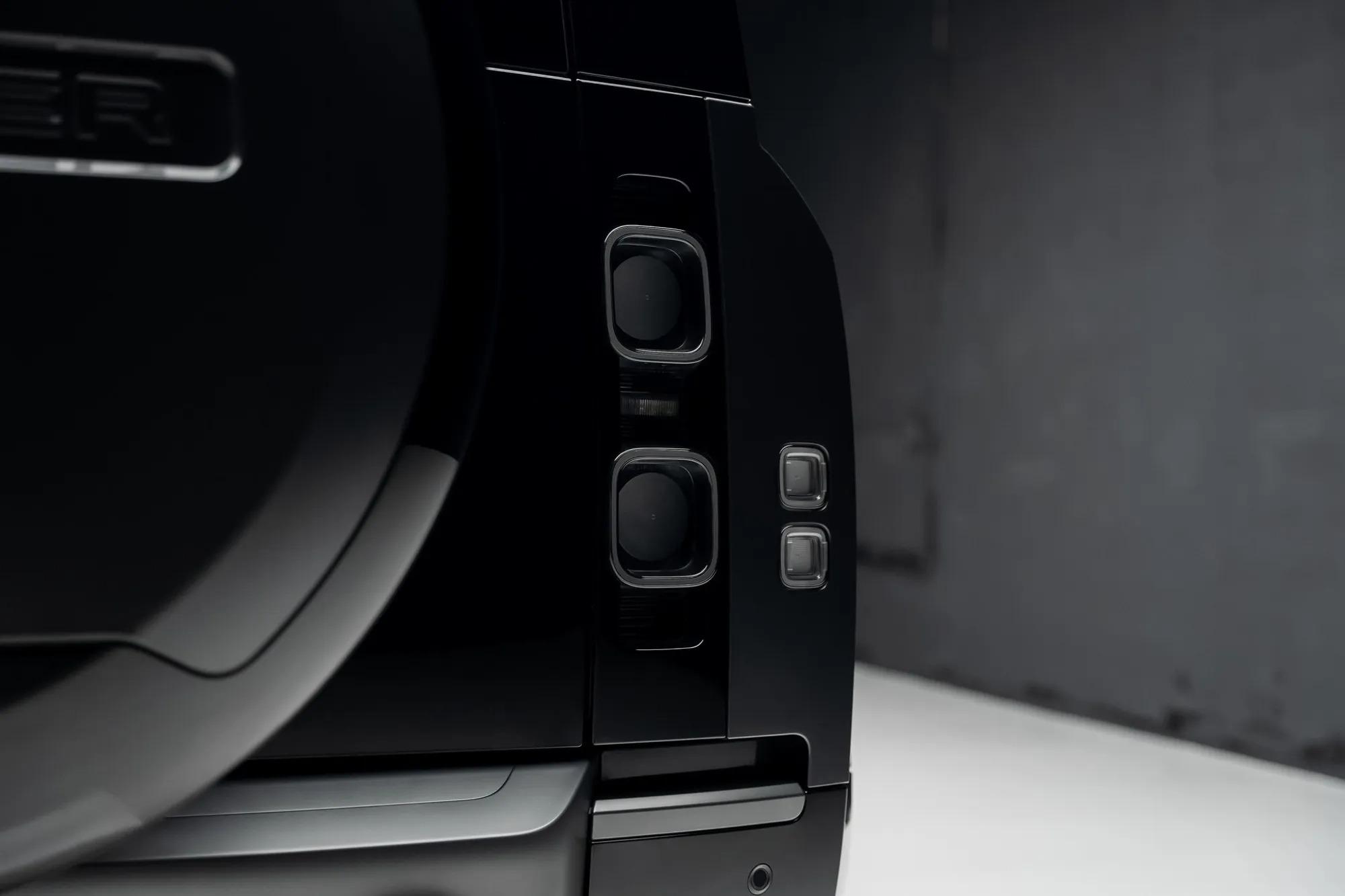 2024 Land Rover Defender 110 Carpathian Edition