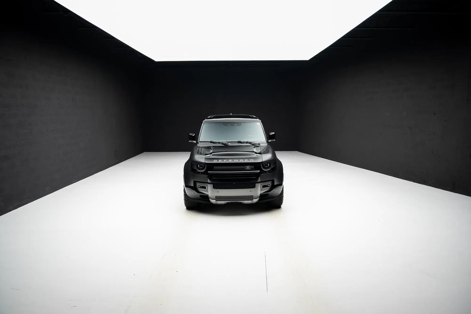 2024 Land Rover Defender 110 Carpathian Edition