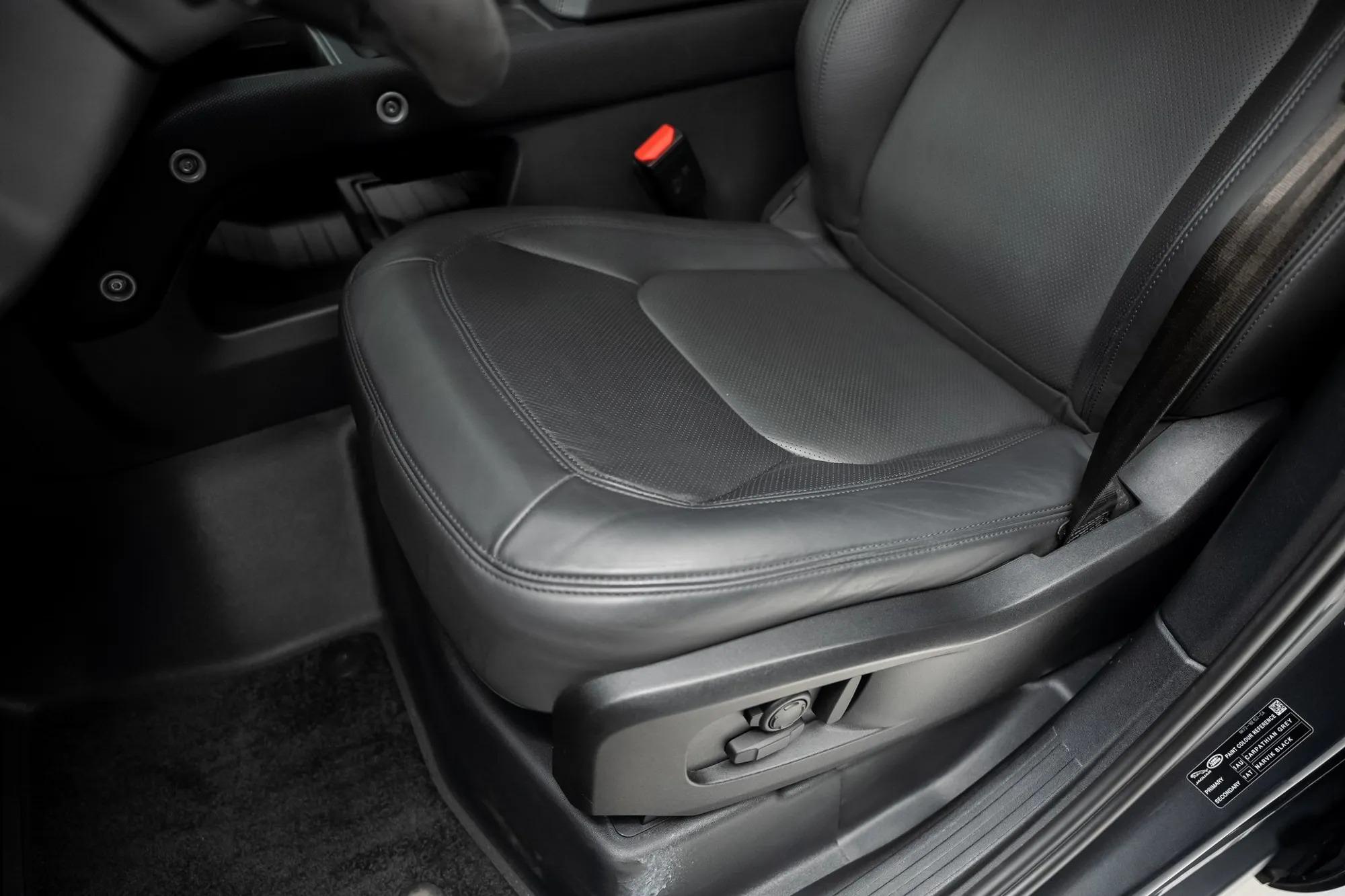 2024 Land Rover Defender 110 Carpathian Edition