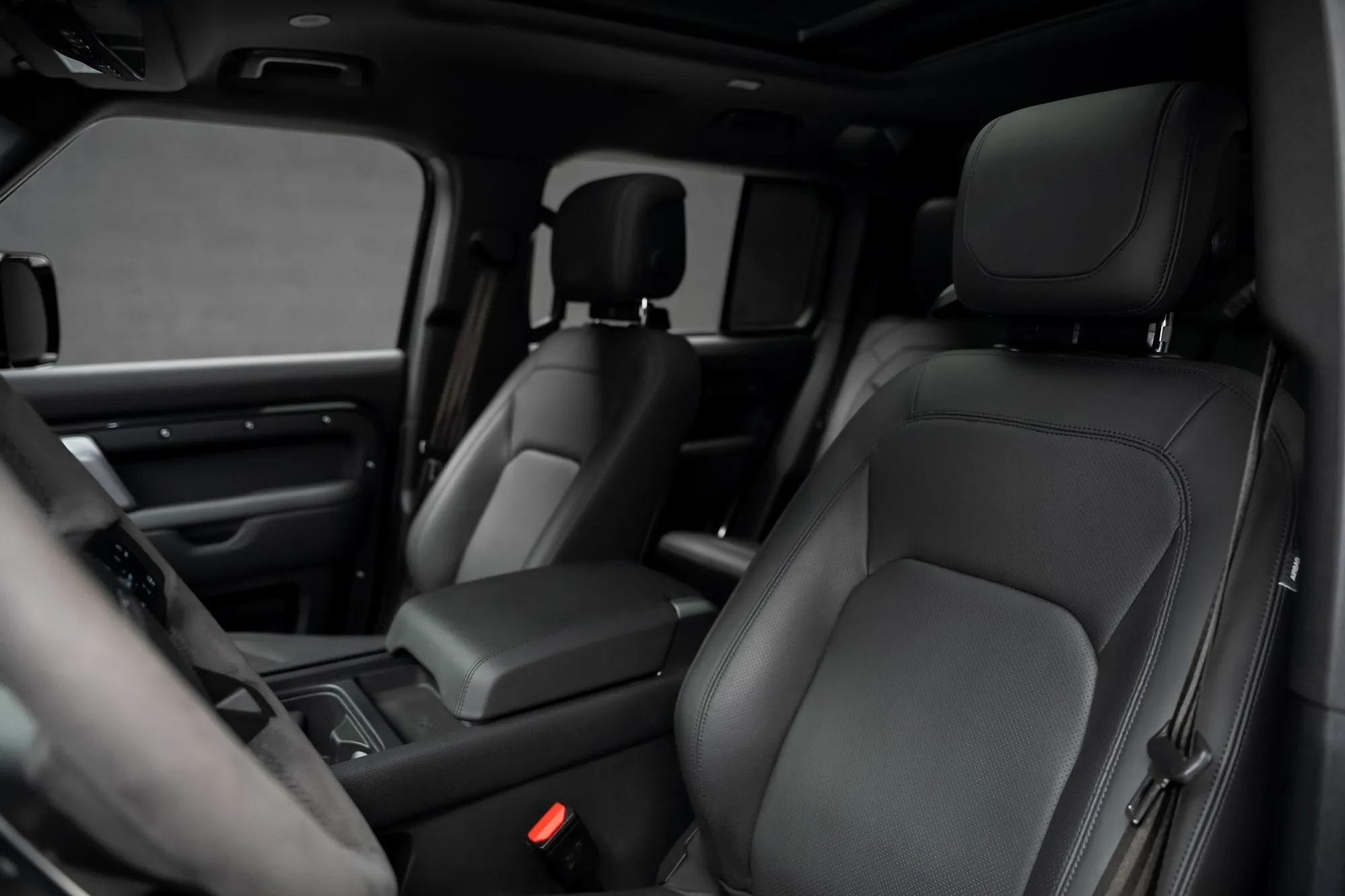 2024 Land Rover Defender 110 Carpathian Edition