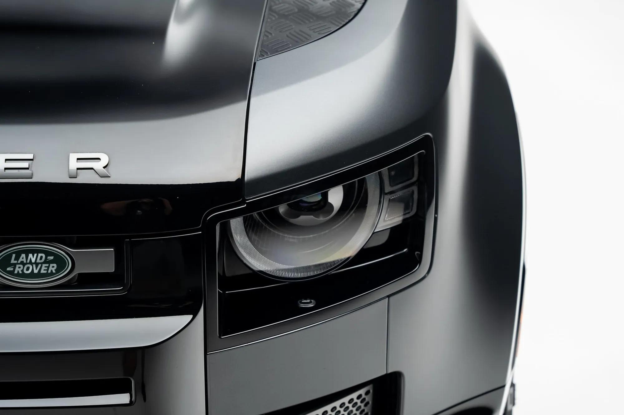 2024 Land Rover Defender 110 Carpathian Edition