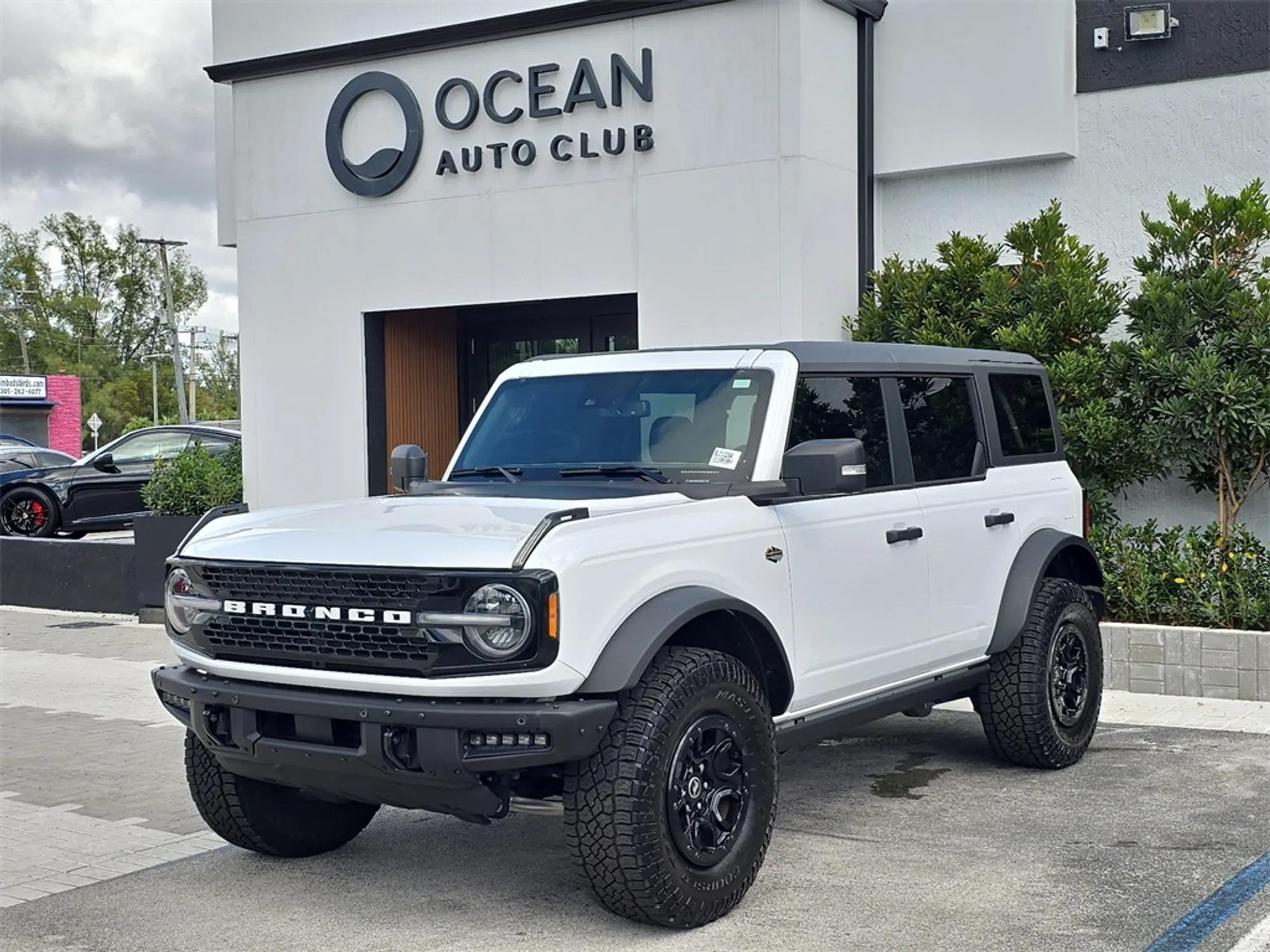 2023 Ford Bronco Wildtrak - 2