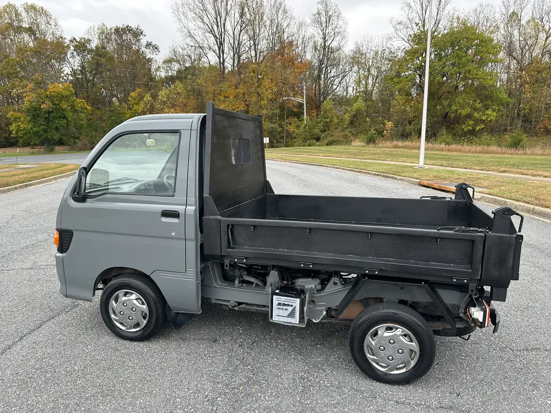 1995 Daihatsu HiJet 4x4 Dump