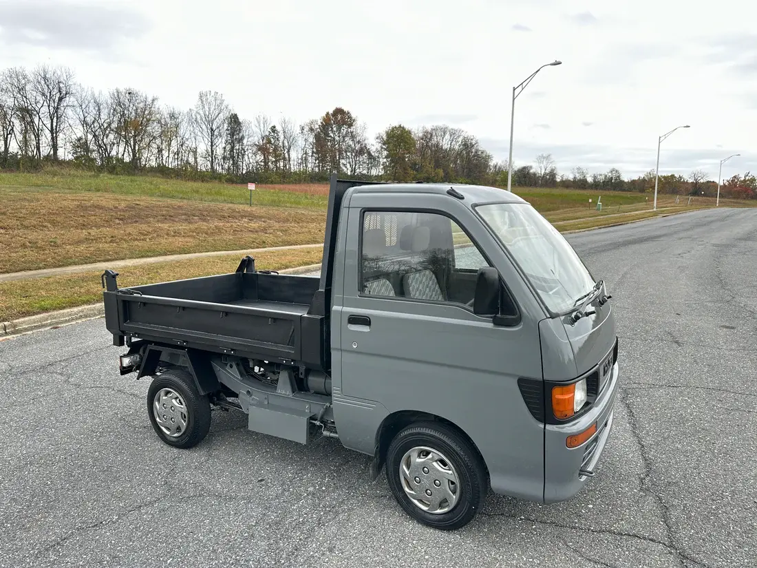 1995 Daihatsu HiJet 4x4 Dump