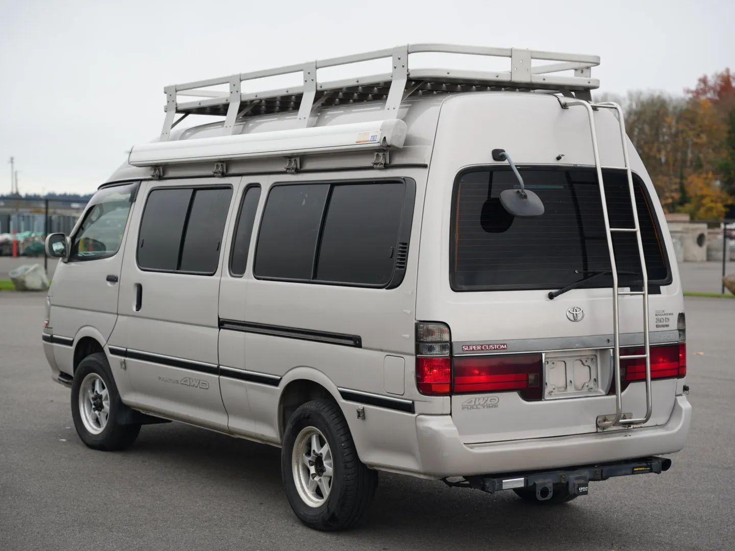 1996 Toyota HiAce Camper