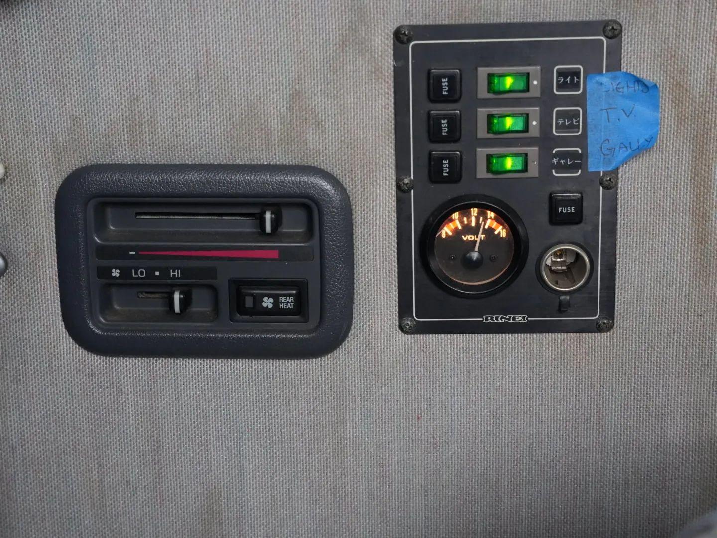 1996 Toyota HiAce Camper