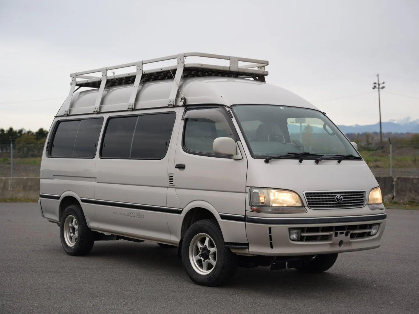 1996 Toyota HiAce Camper - 2