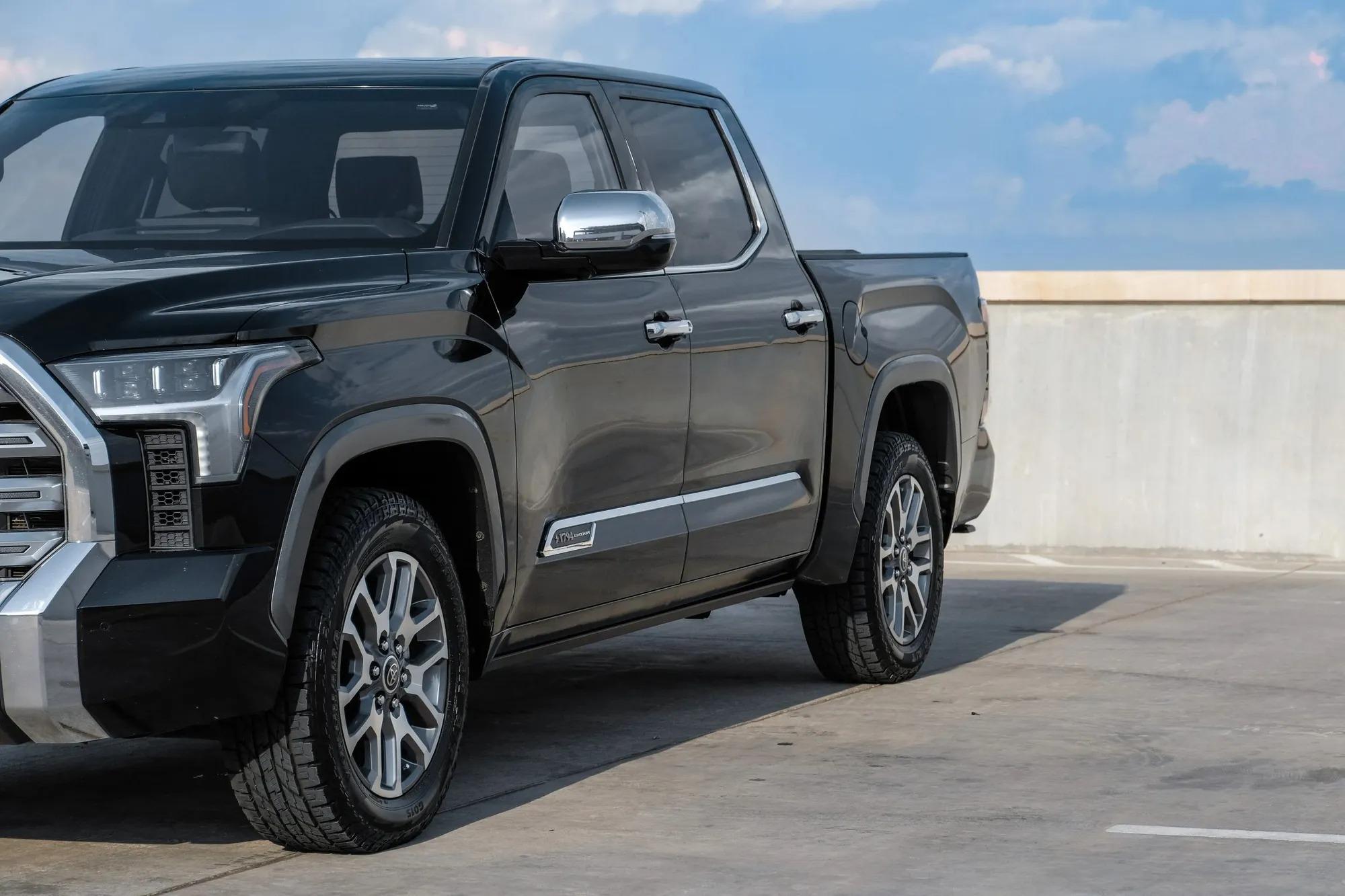 2022 Toyota Tundra 1974 Edition - 3