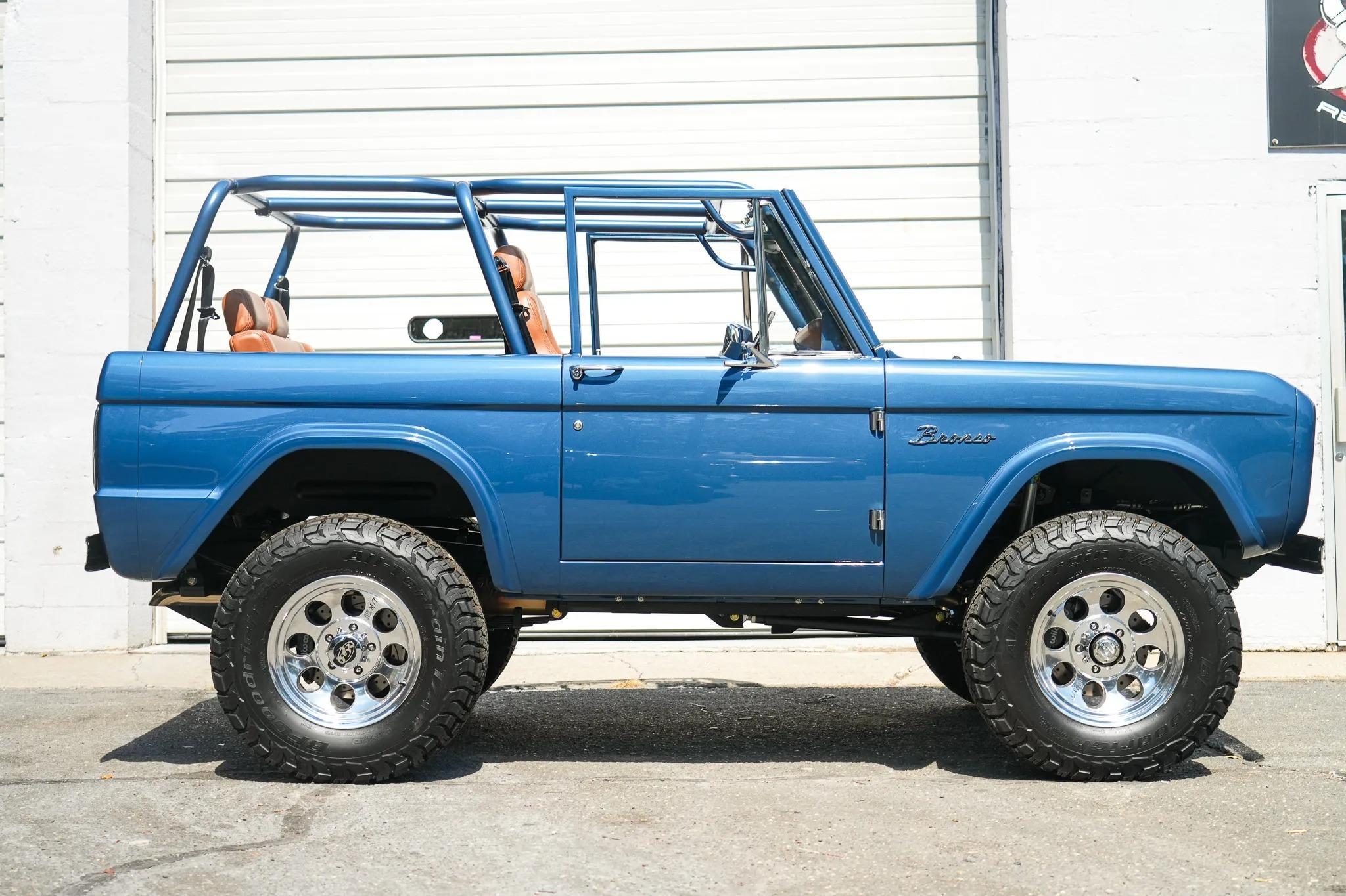 1975 Ford Bronco - 4